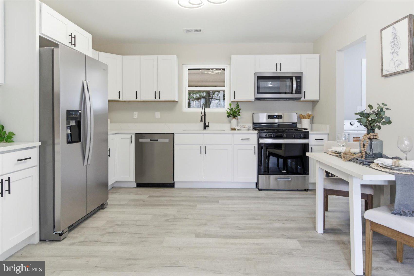 EDGEWOOD MEADOWS - Residential