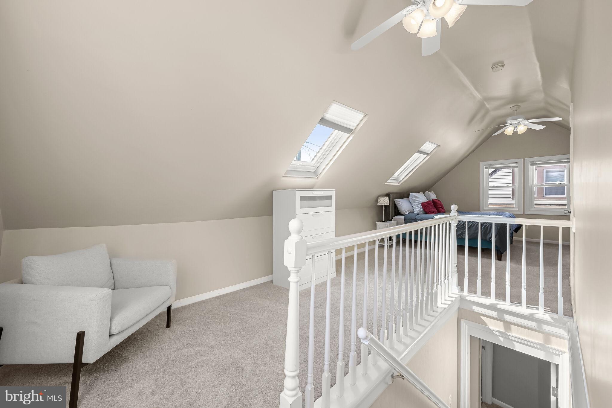 COLONIAL HOUSING - Residential