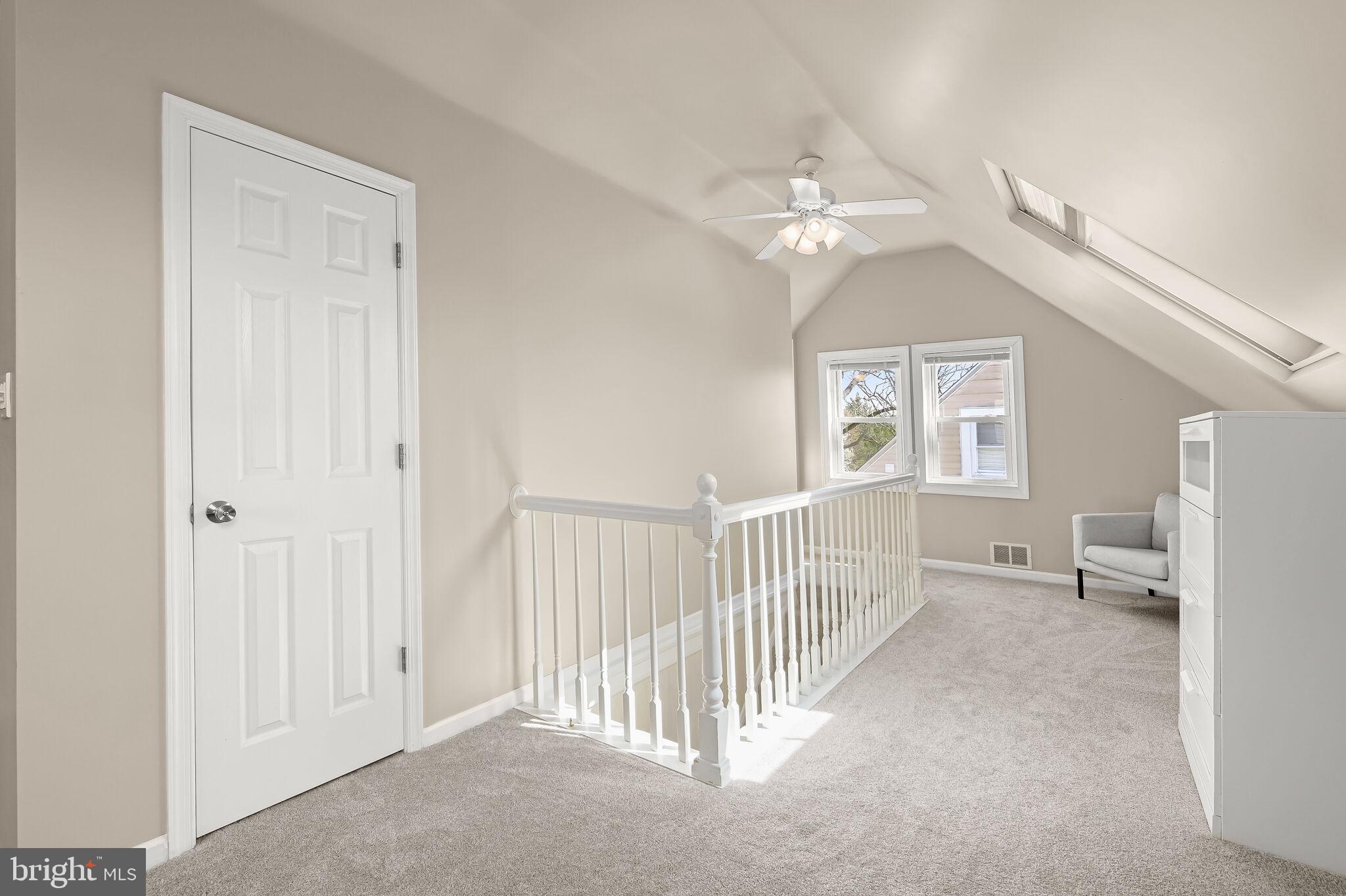 COLONIAL HOUSING - Residential