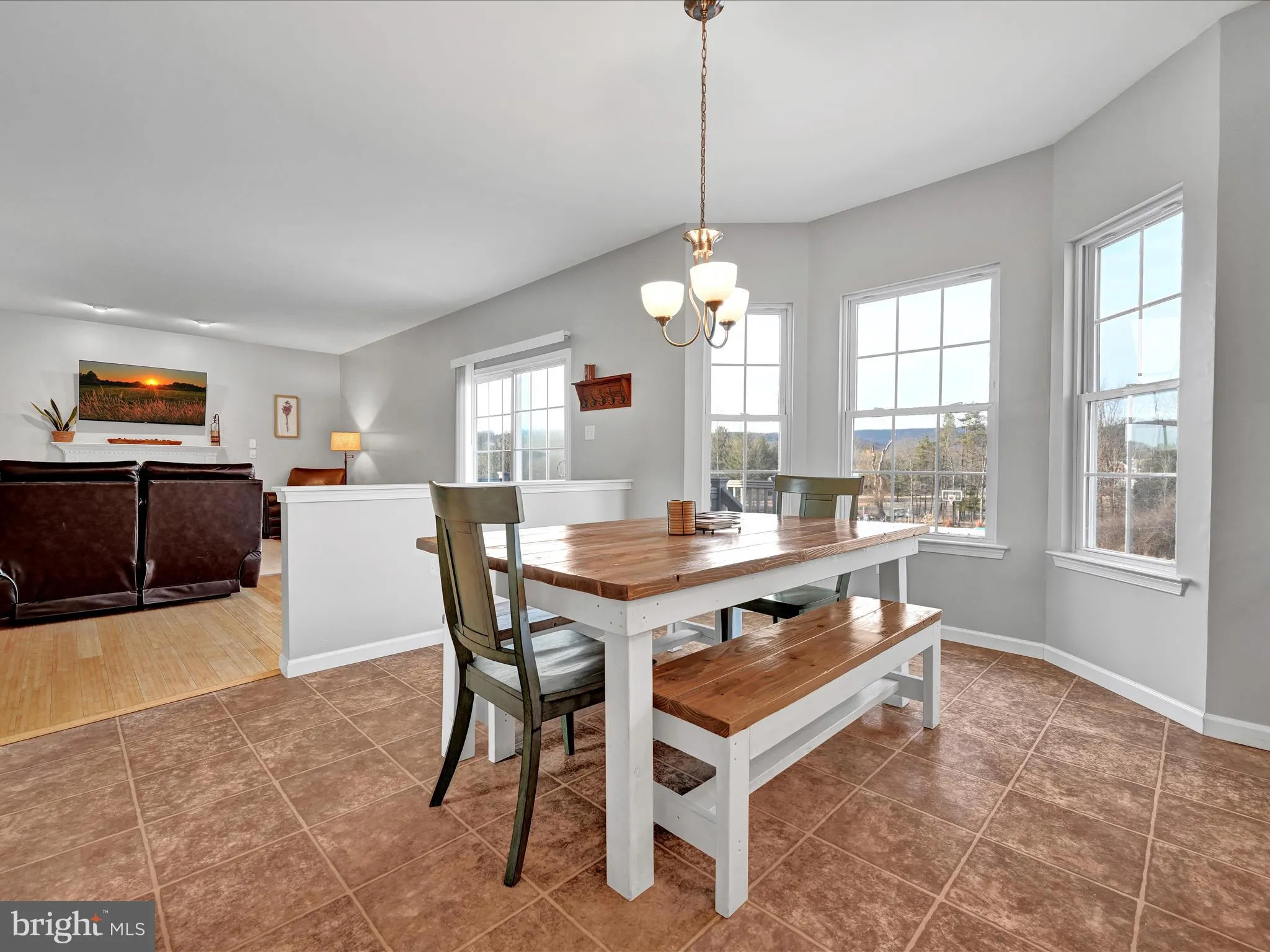 Orwigsburg, Pennsylvania 17961, United States, 4 Bedrooms Bedrooms, ,3 BathroomsBathrooms,Residential,Pending,19089