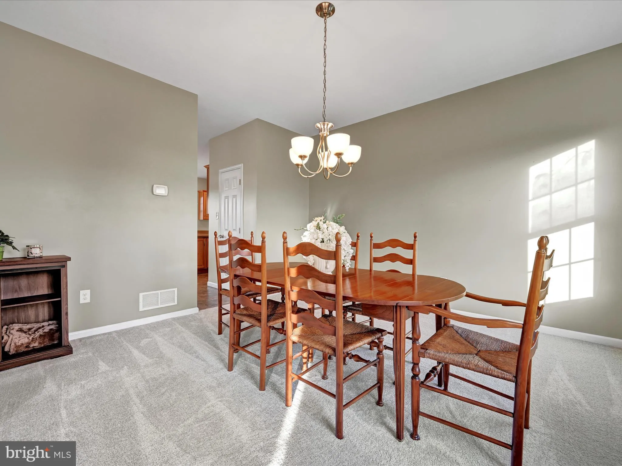 Orwigsburg, Pennsylvania 17961, United States, 4 Bedrooms Bedrooms, ,3 BathroomsBathrooms,Residential,Pending,19089