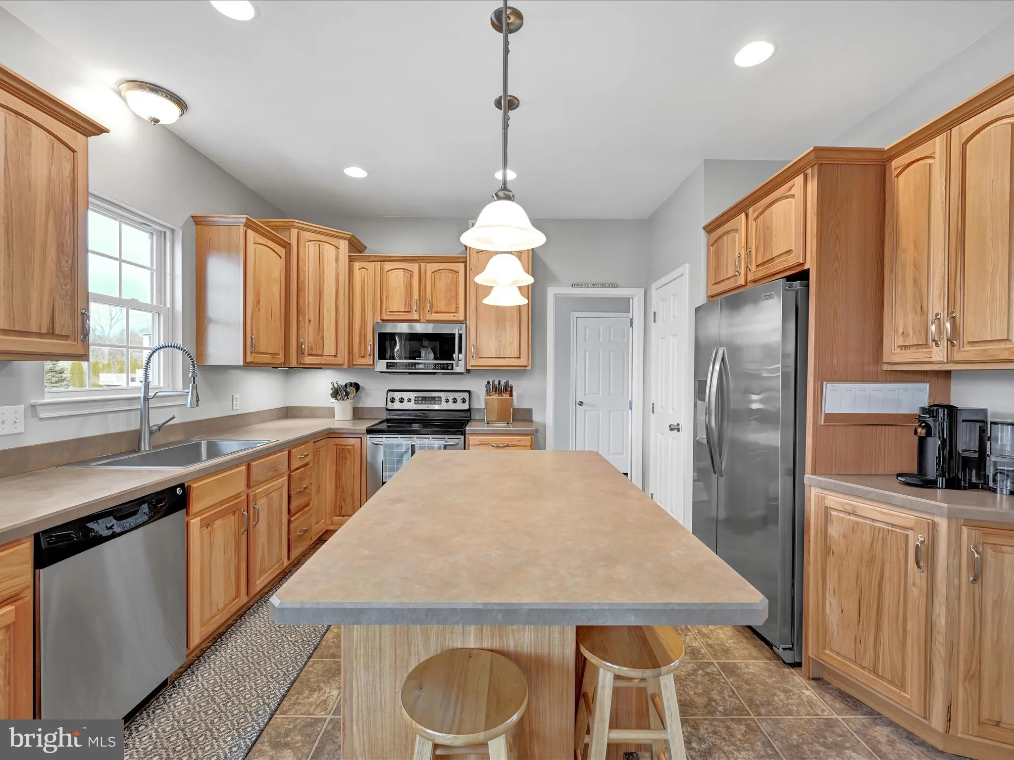 Orwigsburg, Pennsylvania 17961, United States, 4 Bedrooms Bedrooms, ,3 BathroomsBathrooms,Residential,Pending,19089