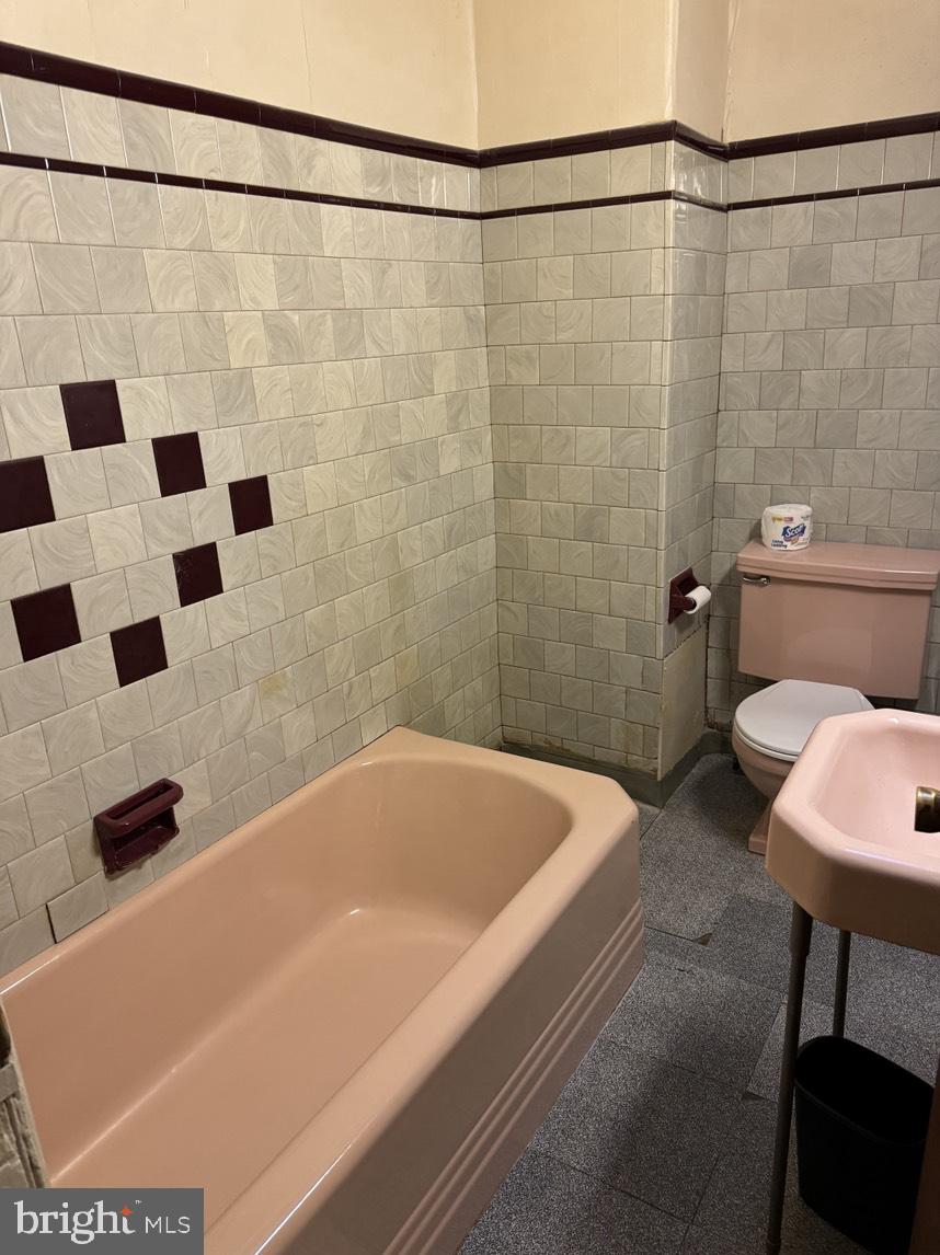 HARROWGATE - Residential