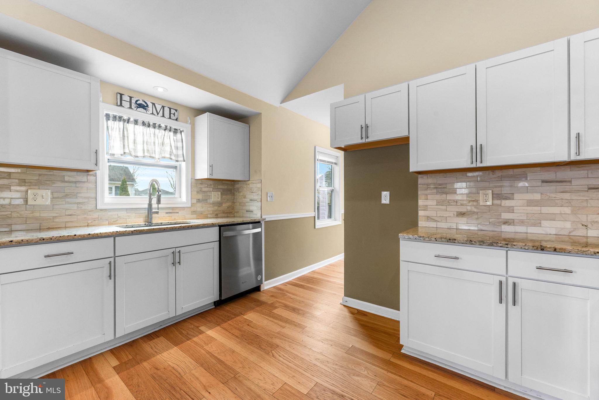 OLIVER BEACH - Residential