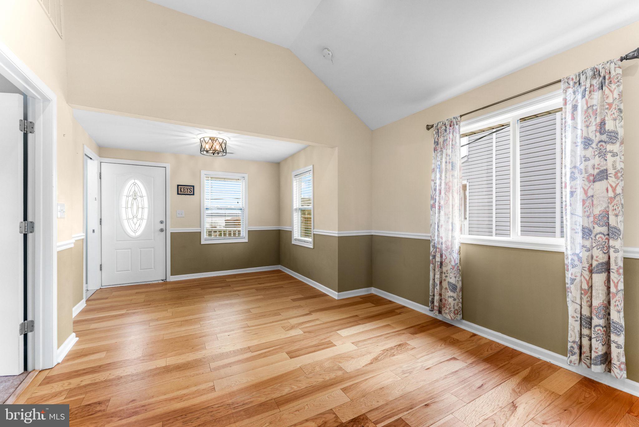 OLIVER BEACH - Residential