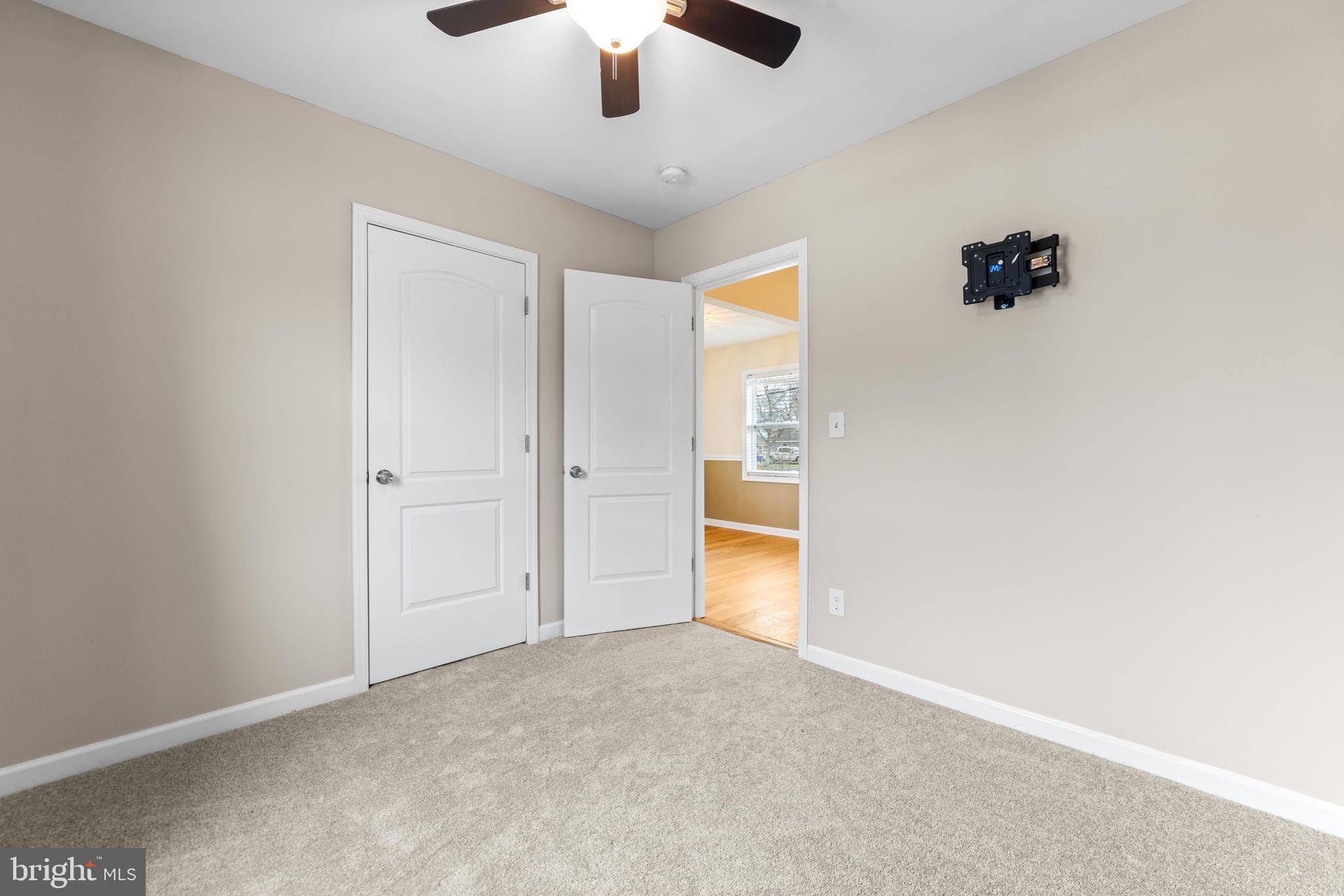 OLIVER BEACH - Residential