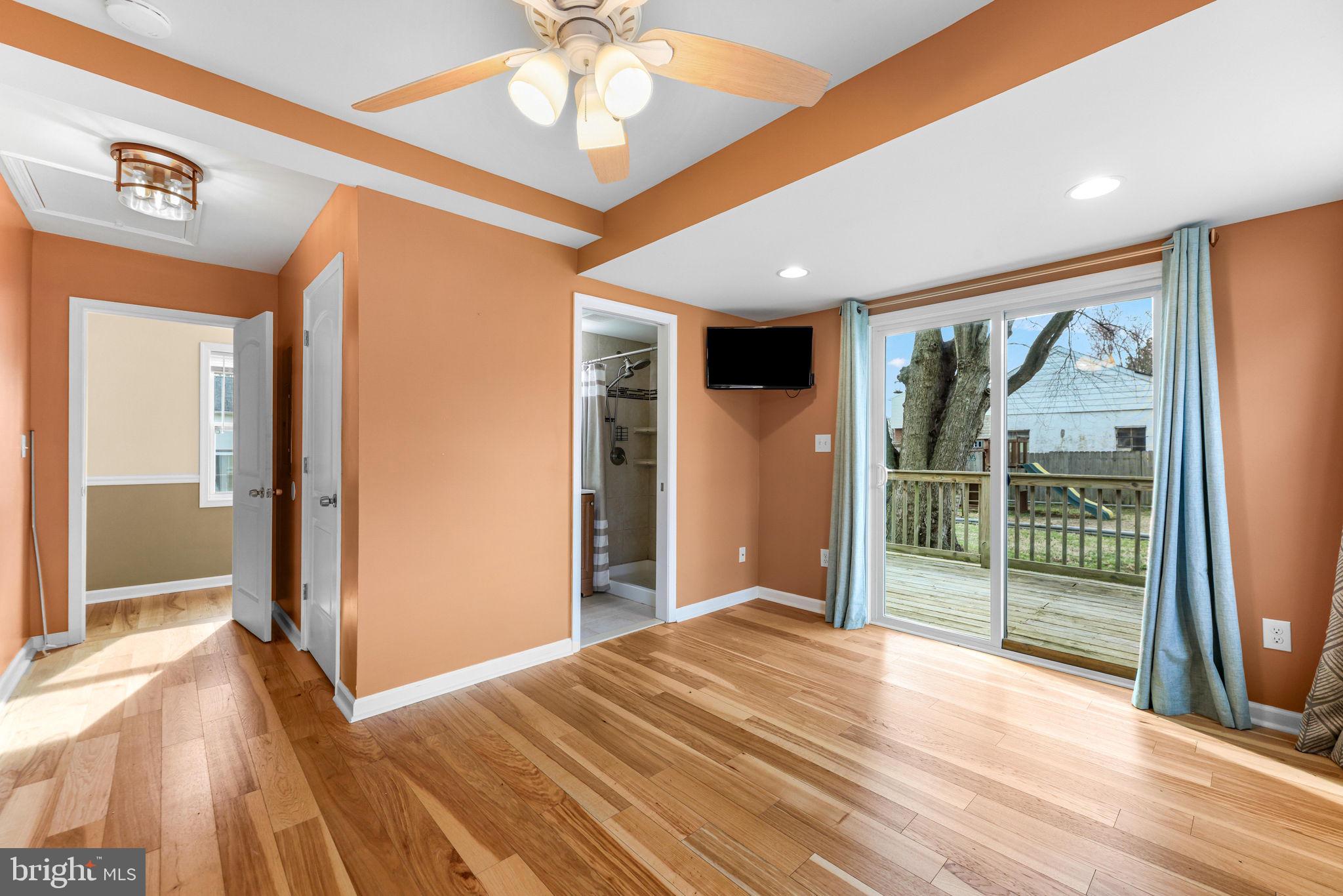 OLIVER BEACH - Residential