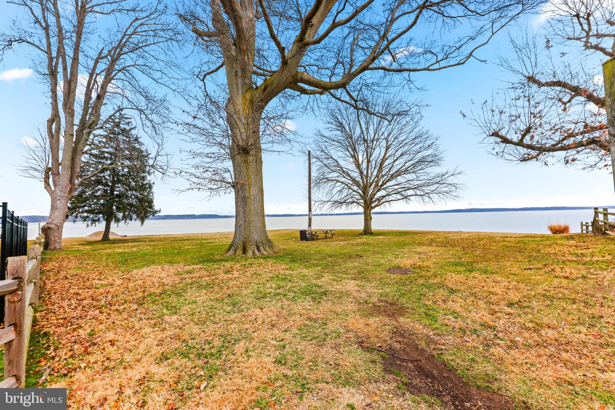 OLIVER BEACH - Residential