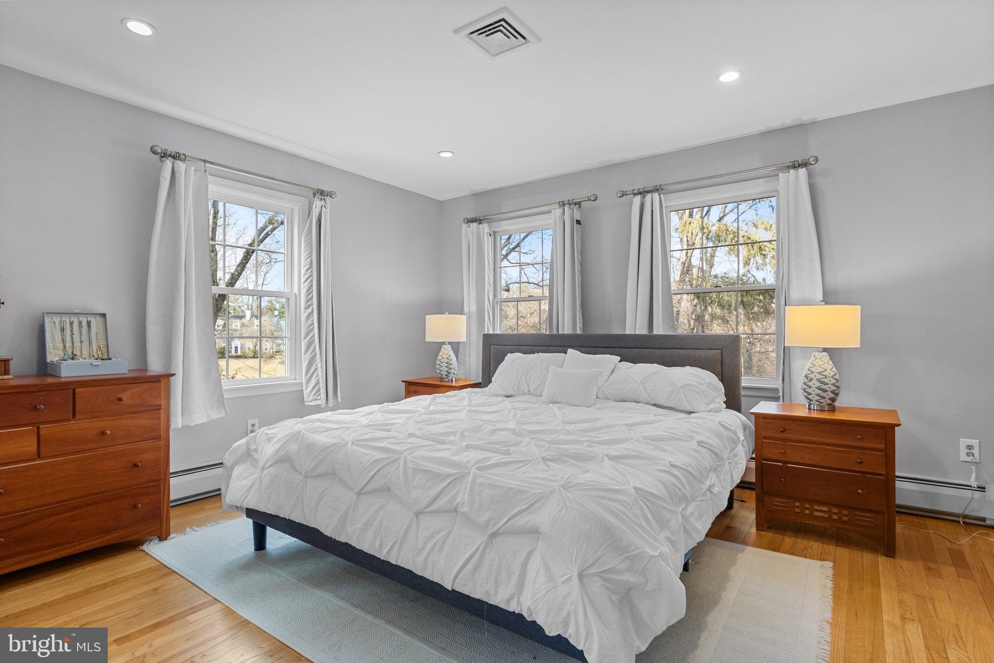 MAKEFIELD ESTATES - Residential