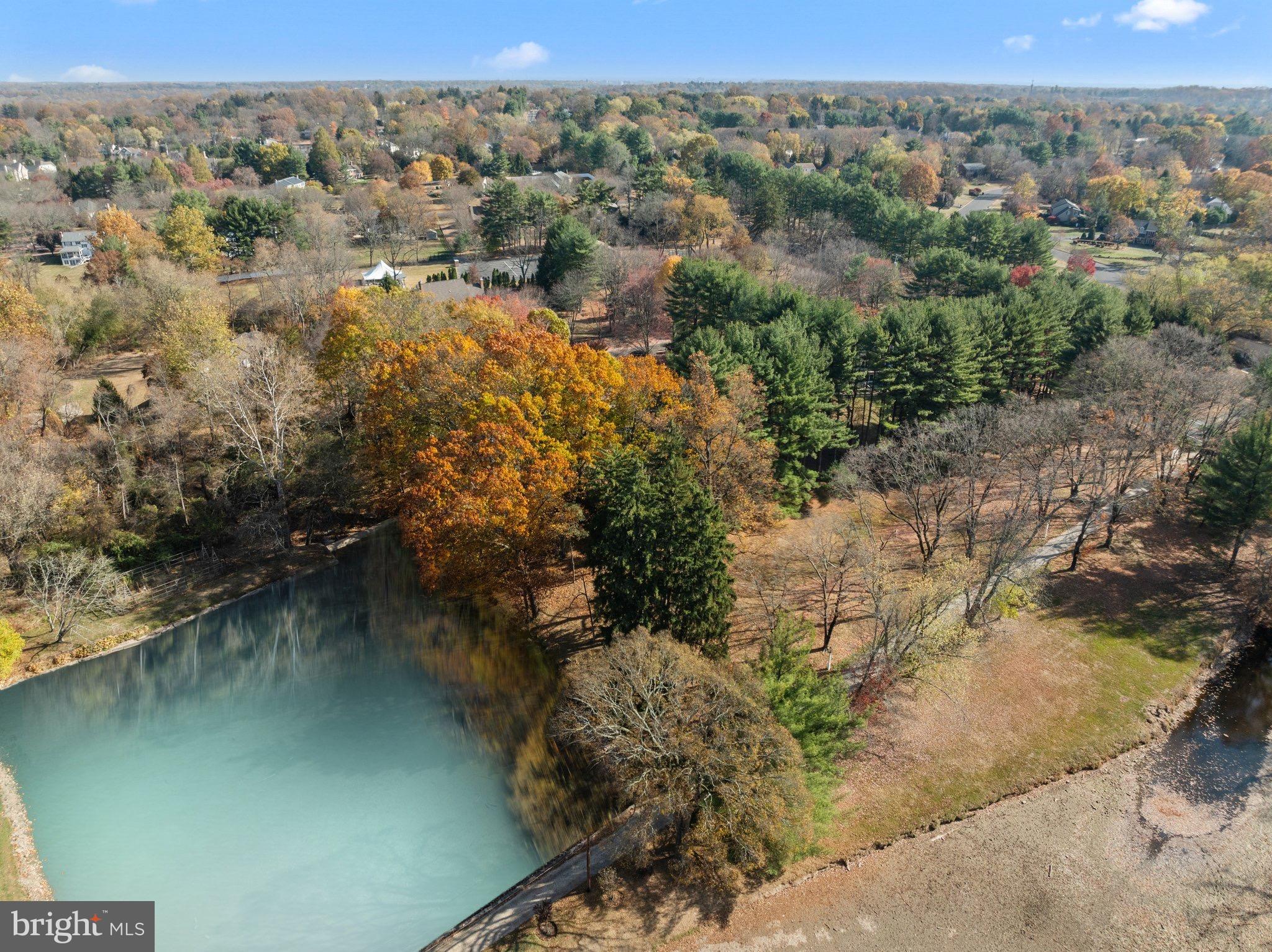 MAKEFIELD ESTATES - Residential