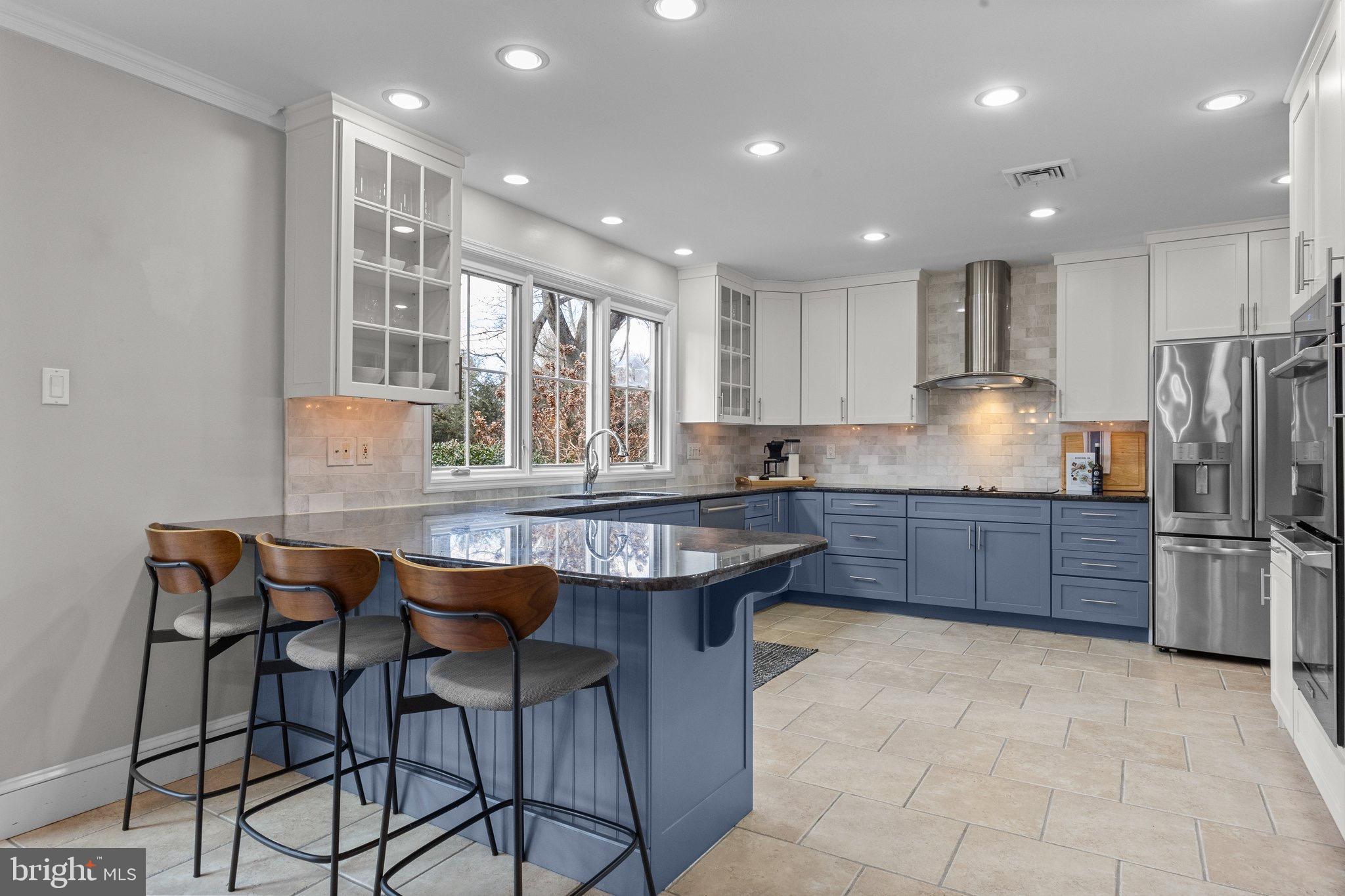 MAKEFIELD ESTATES - Residential