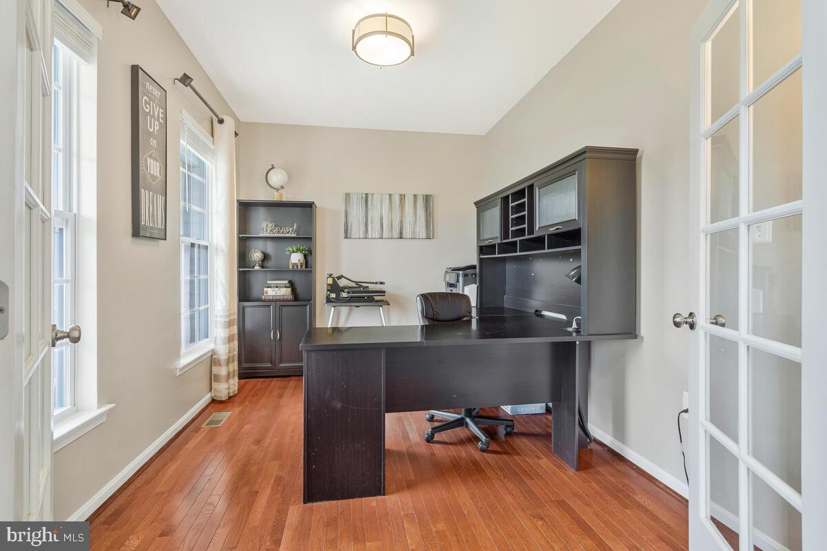 COLLEGE STATION - Residential