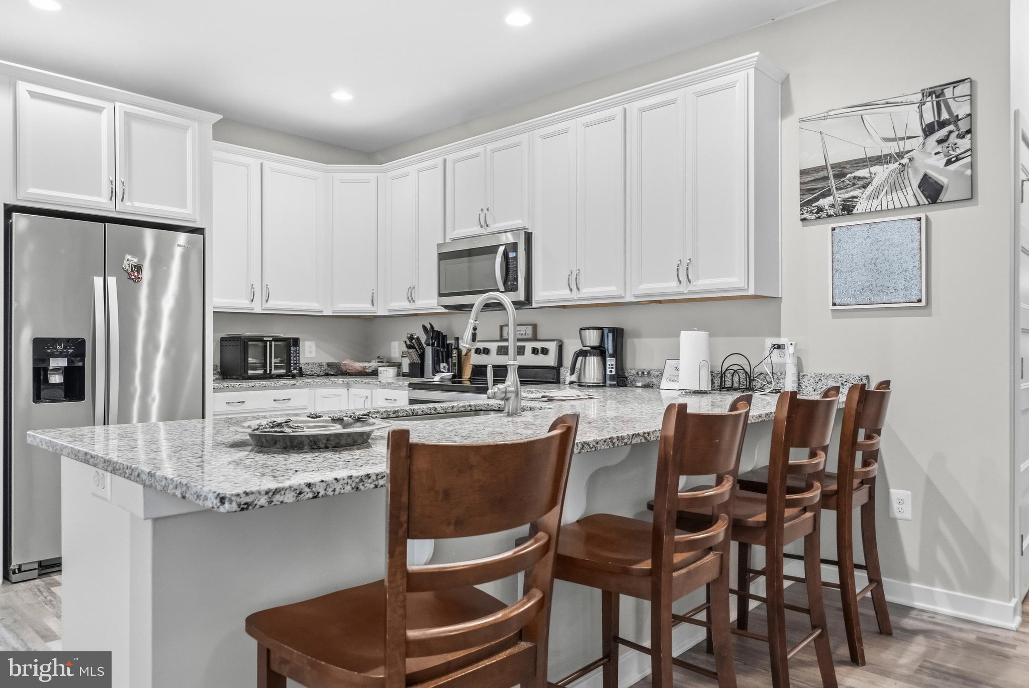 CLASSIC SHORES - Residential