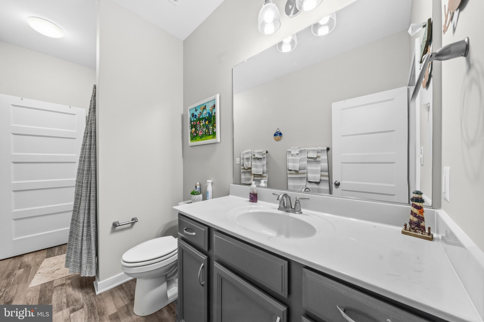 CLASSIC SHORES - Residential