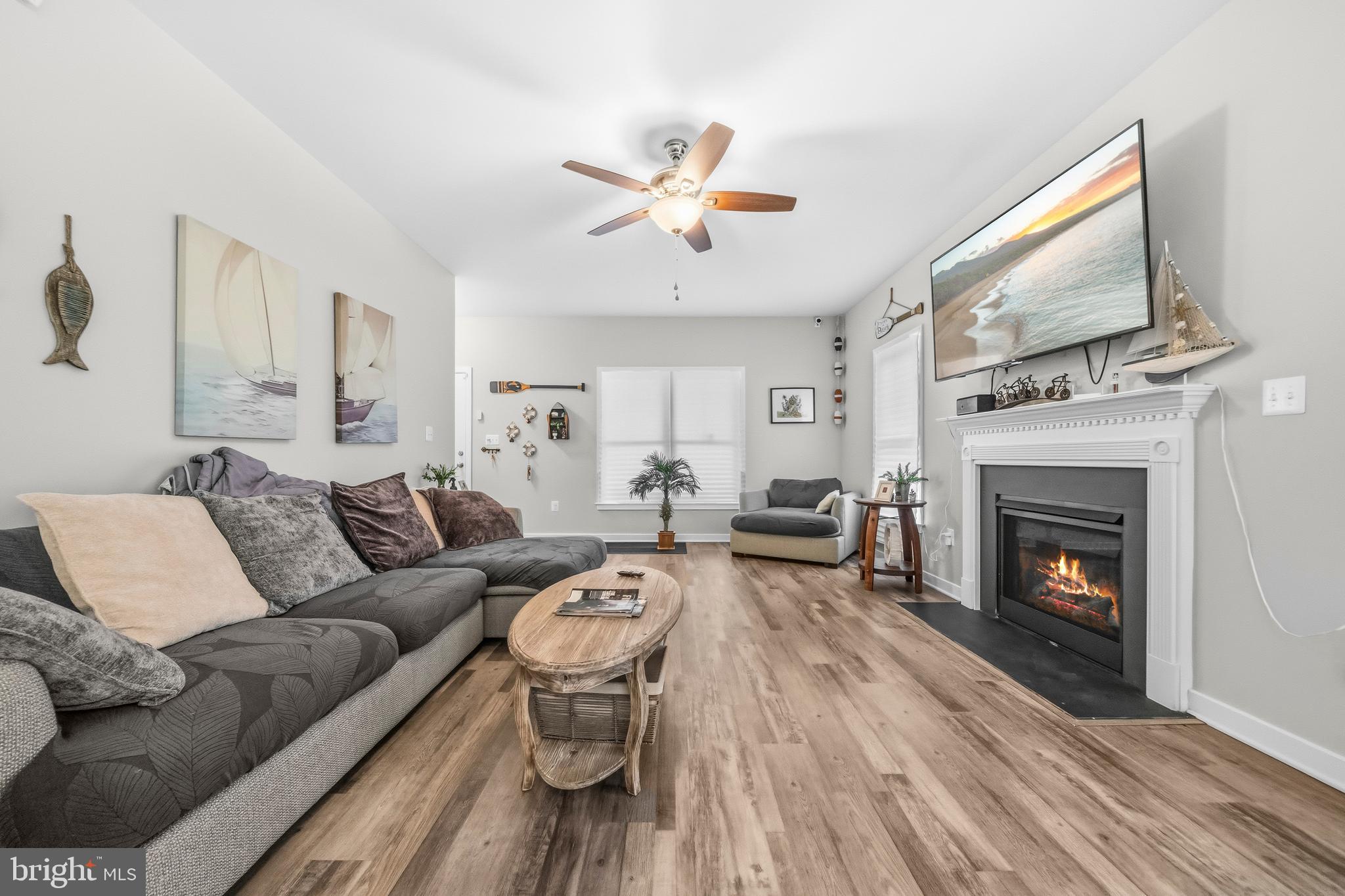 CLASSIC SHORES - Residential