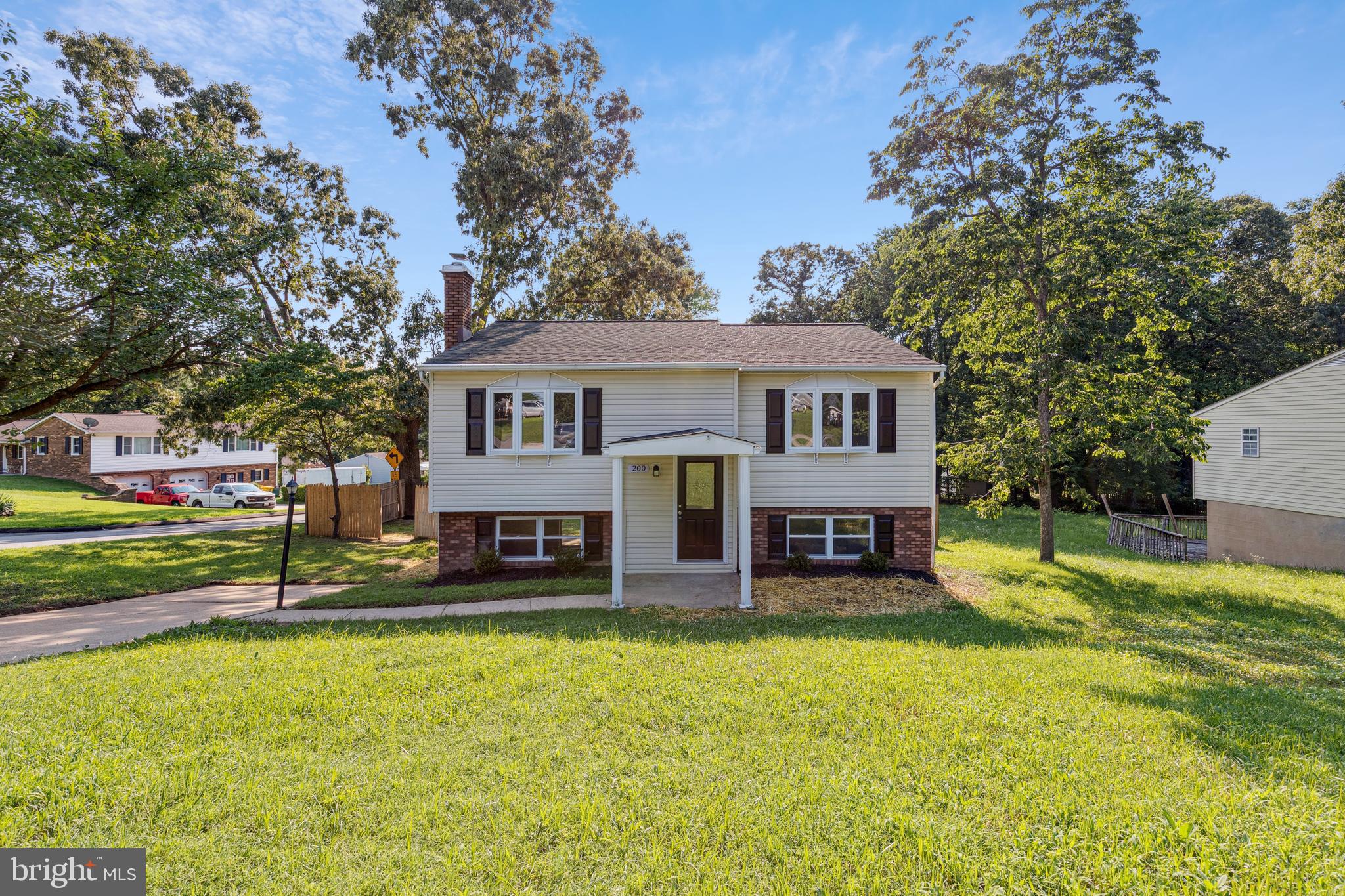 200 OAK DRIVE