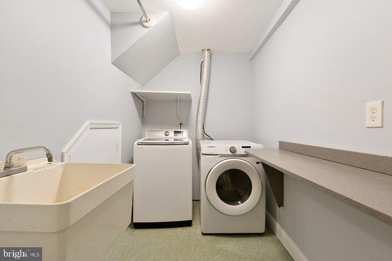 SNOWDENS MILL - Residential