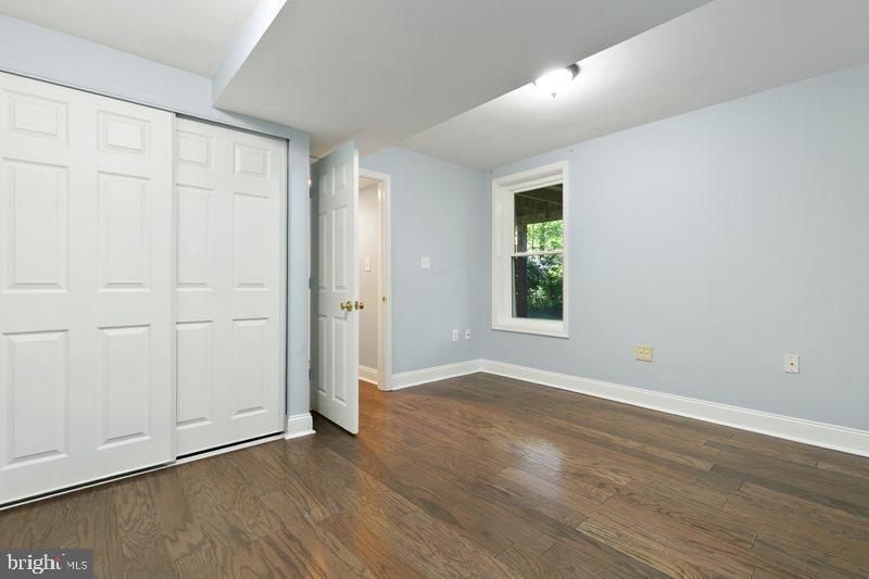 SNOWDENS MILL - Residential