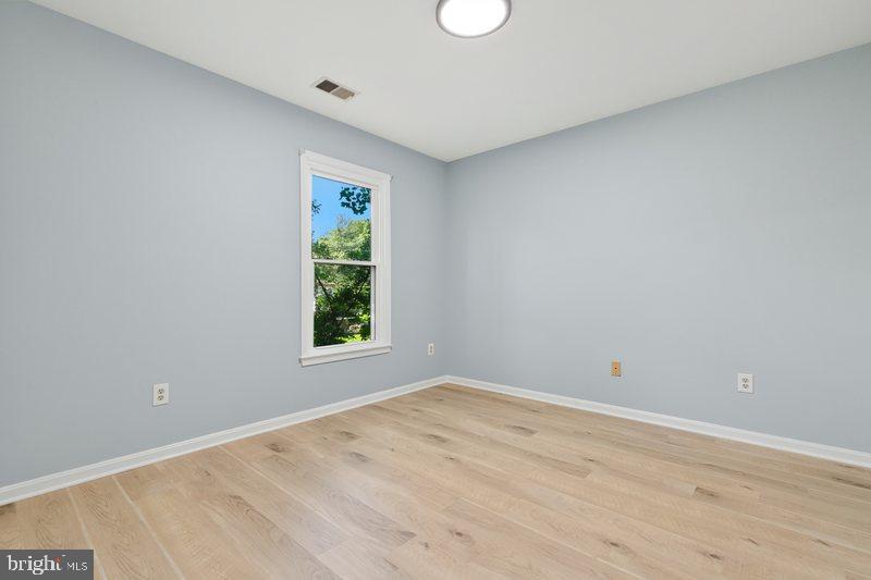 SNOWDENS MILL - Residential