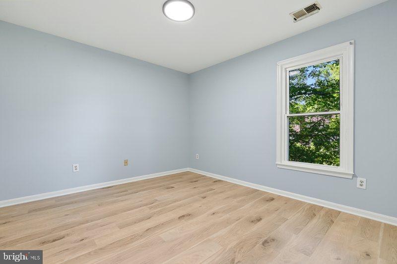 SNOWDENS MILL - Residential
