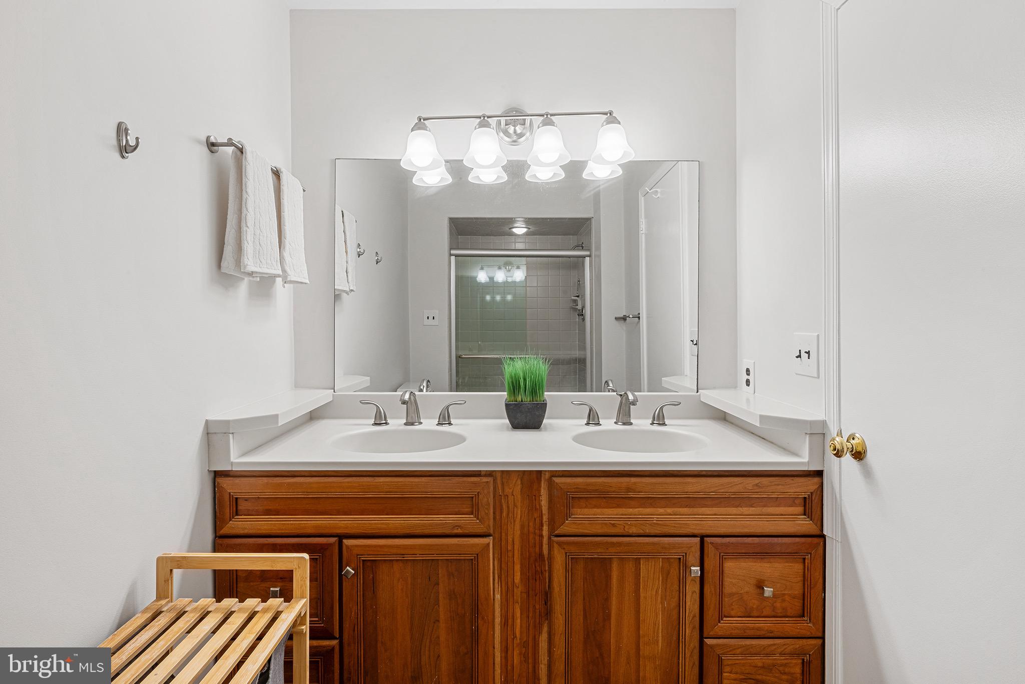 FOXWOOD - Residential