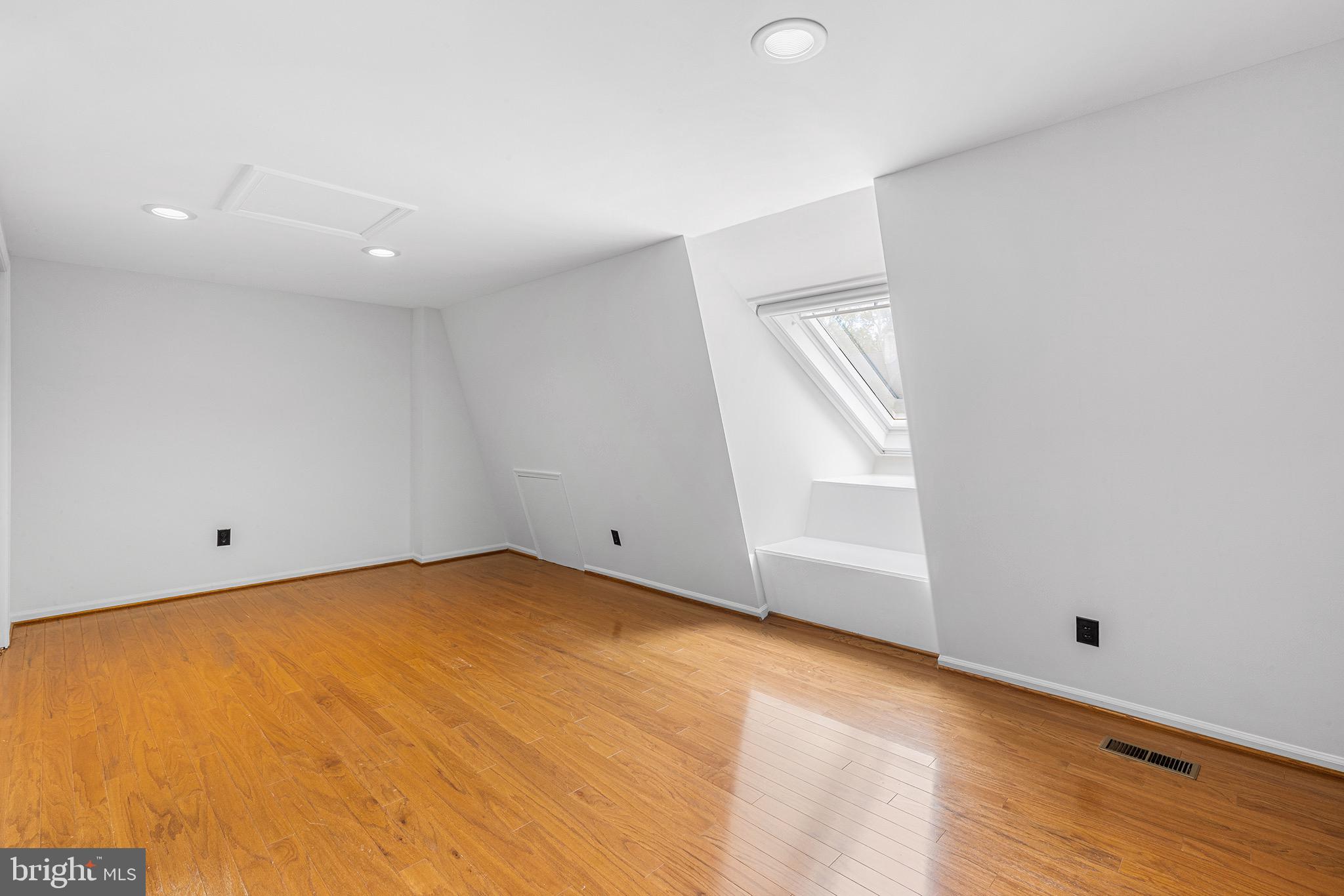 FOXWOOD - Residential