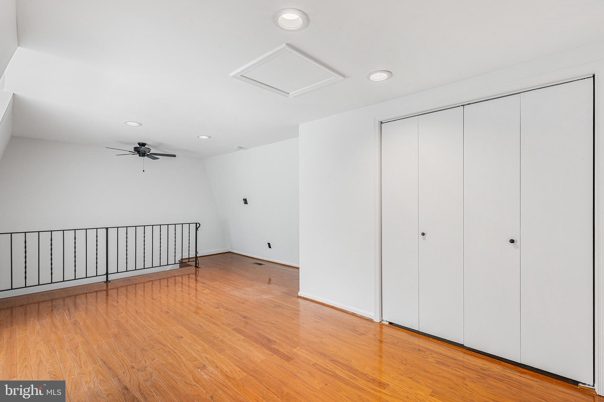 FOXWOOD - Residential