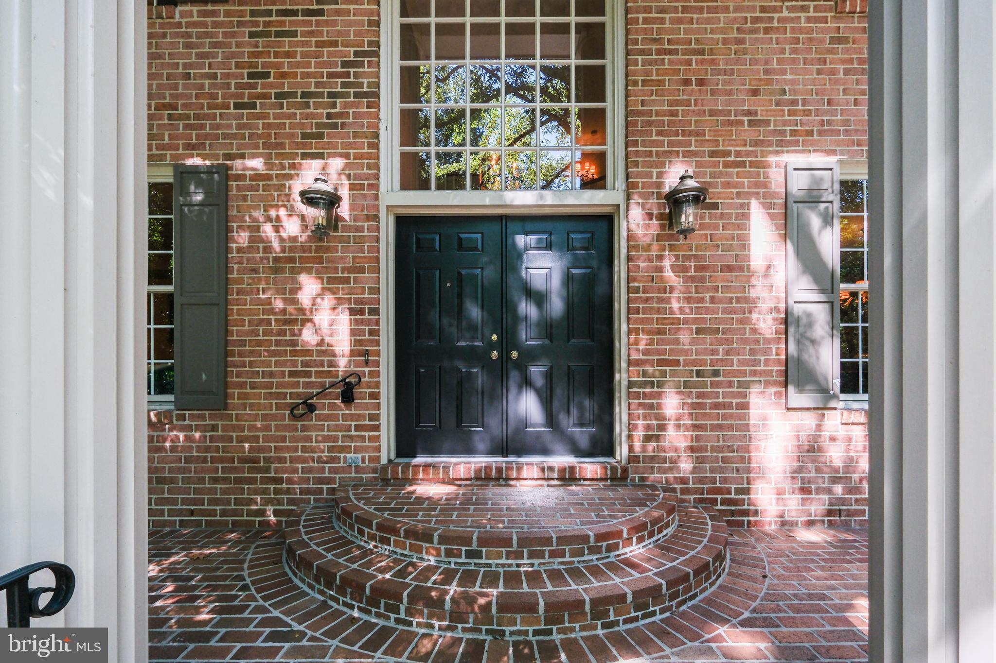 8024 EDDY BEND TRAIL