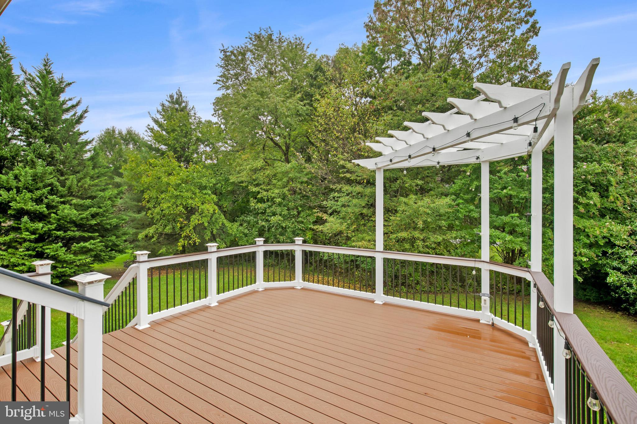 WOODLEA MANOR - Residential