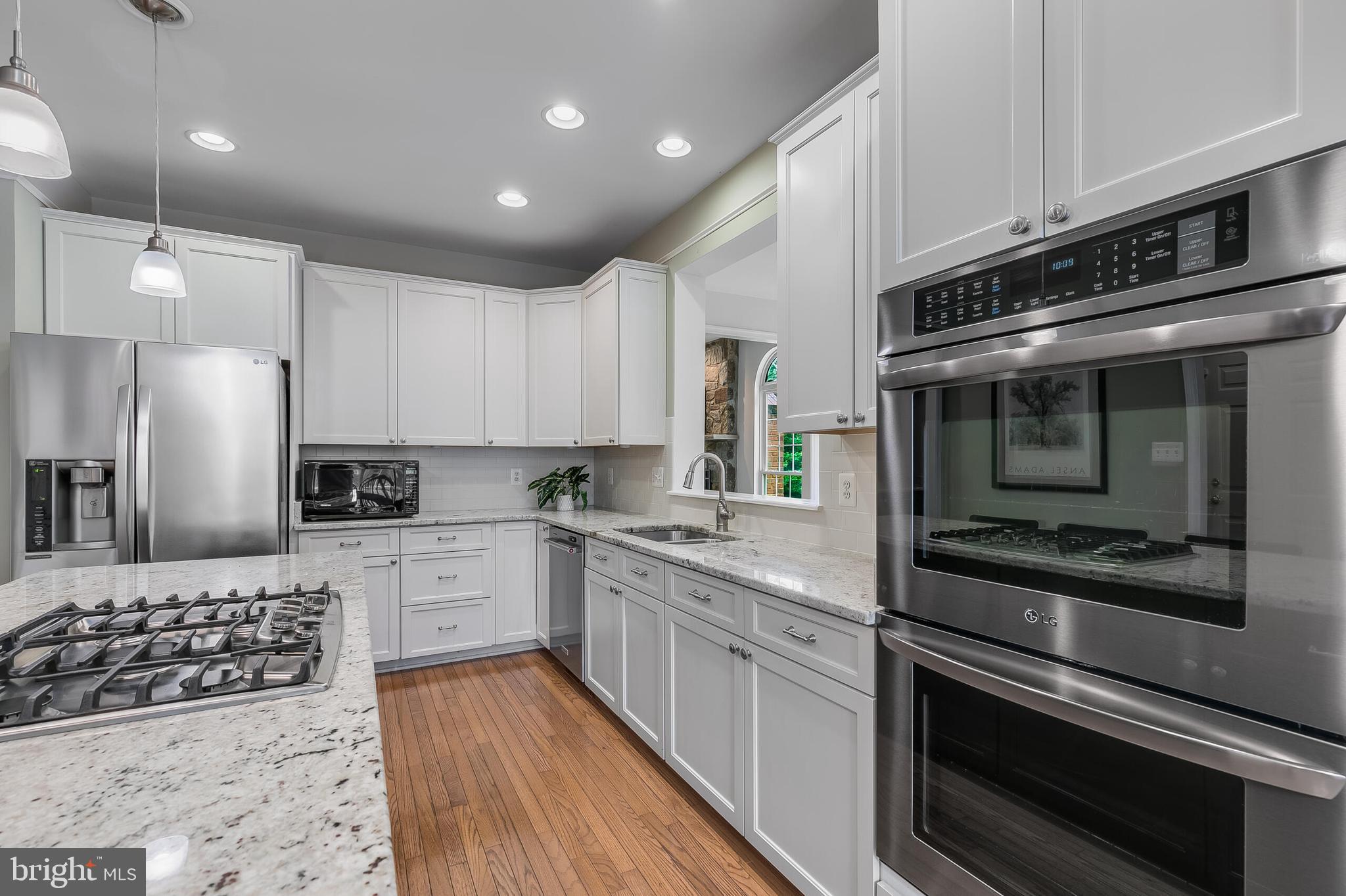 WOODLEA MANOR - Residential