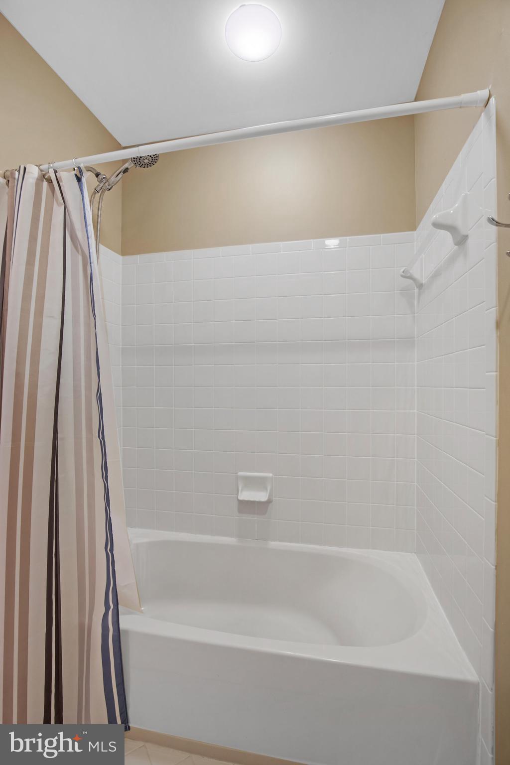 WOODLEA MANOR - Residential