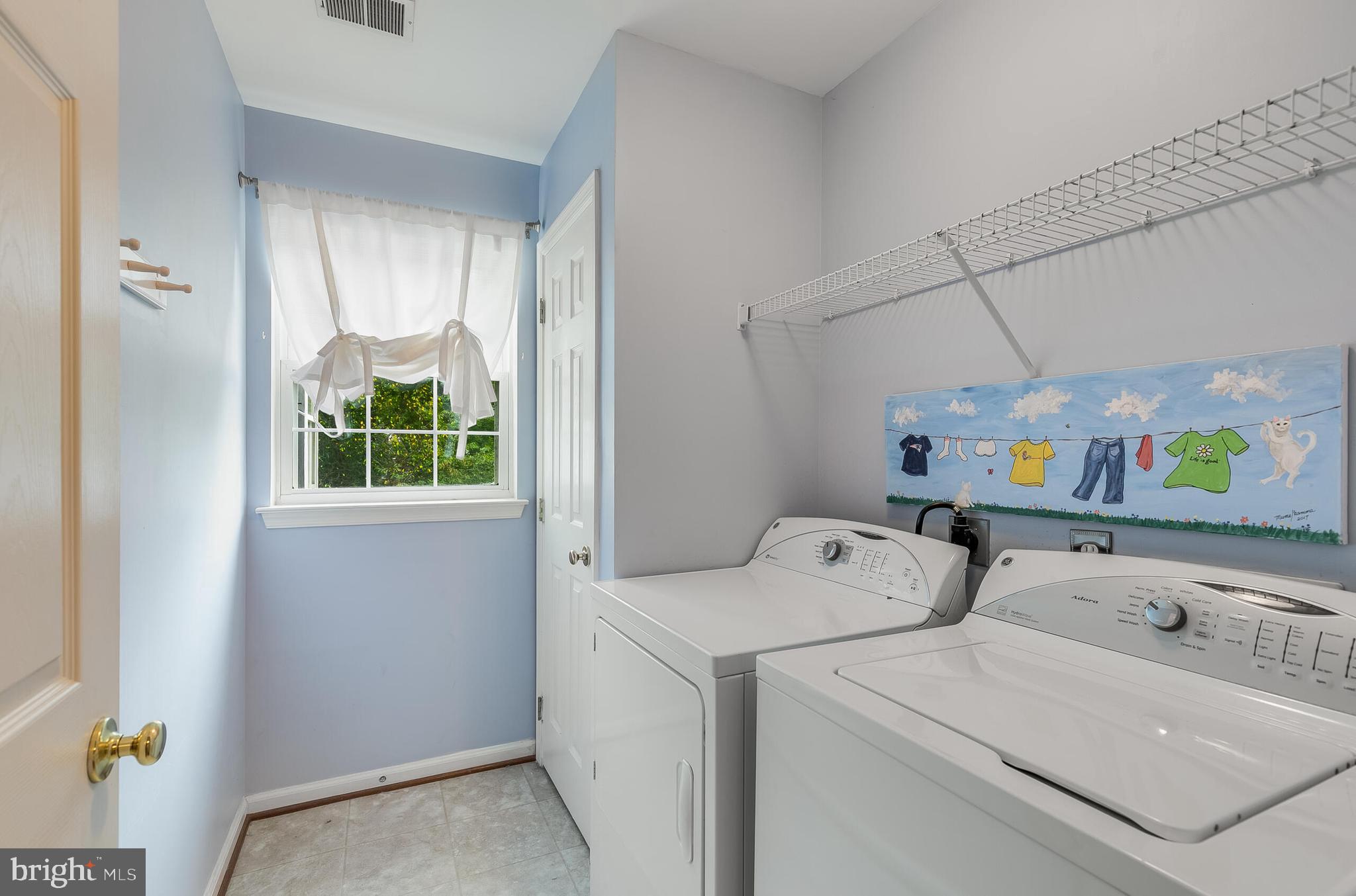 WOODLEA MANOR - Residential