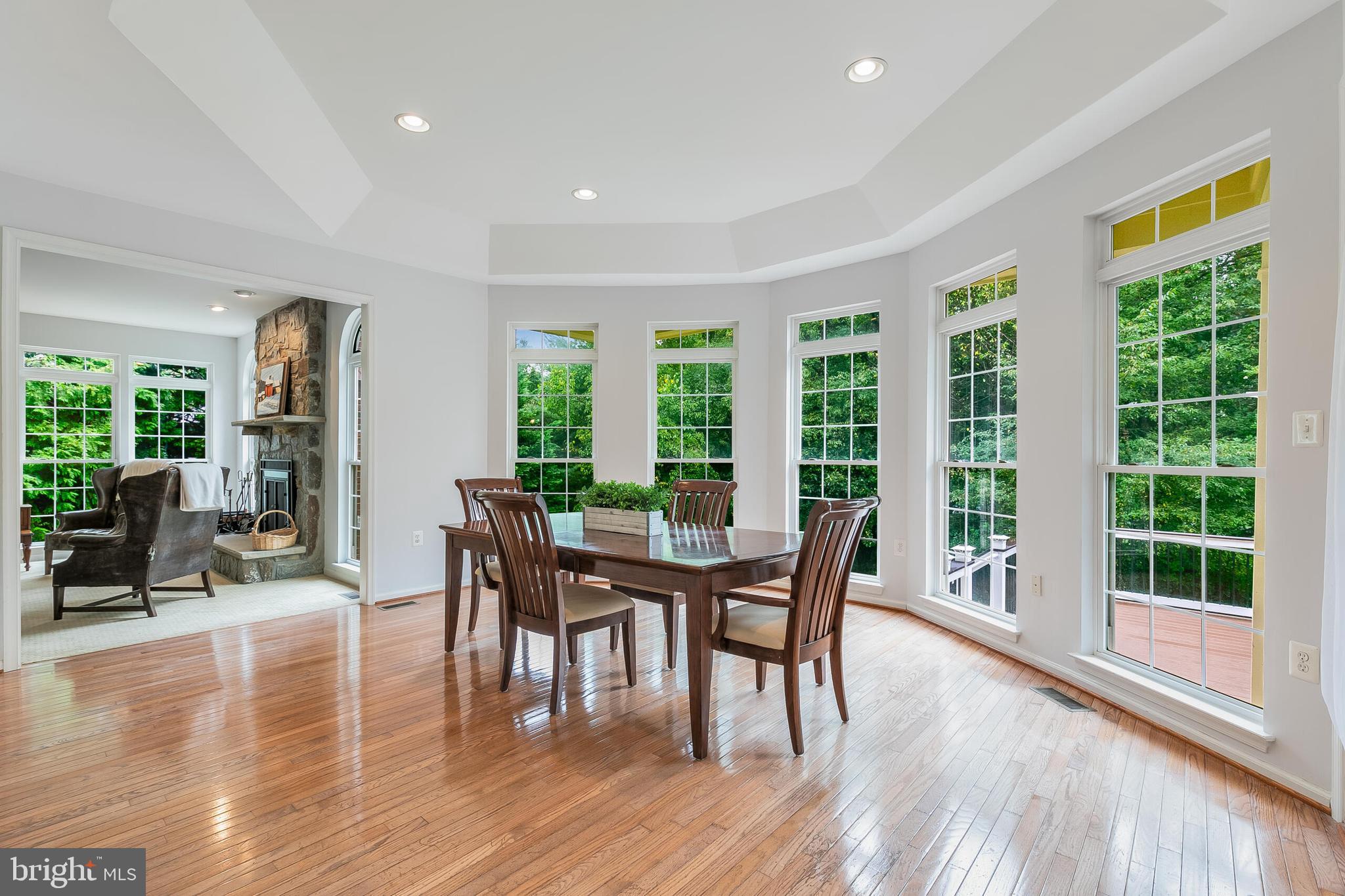 WOODLEA MANOR - Residential