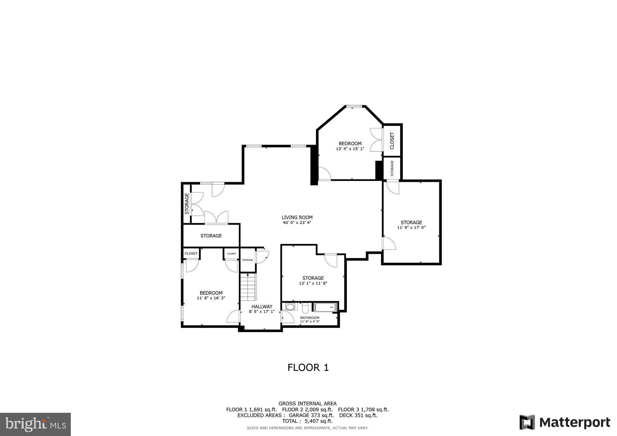 WOODLEA MANOR - Residential