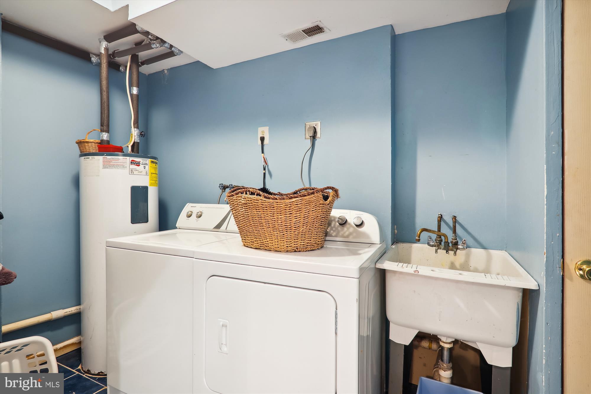 FAIRLAND ESTATES - Residential