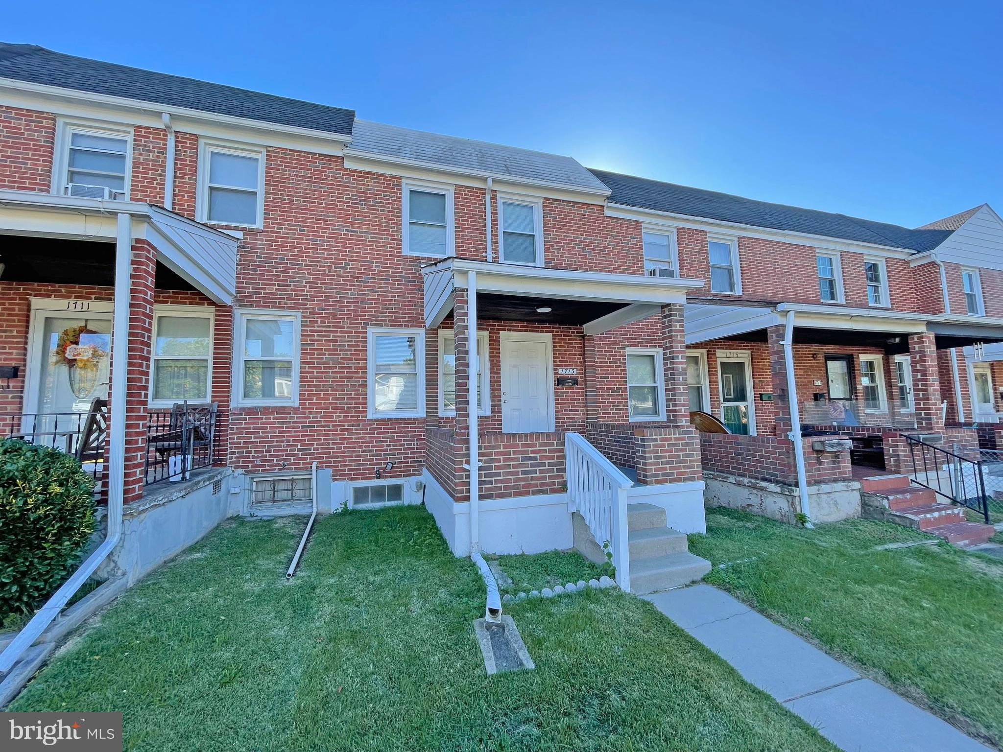 MERRITT HOMES - Residential