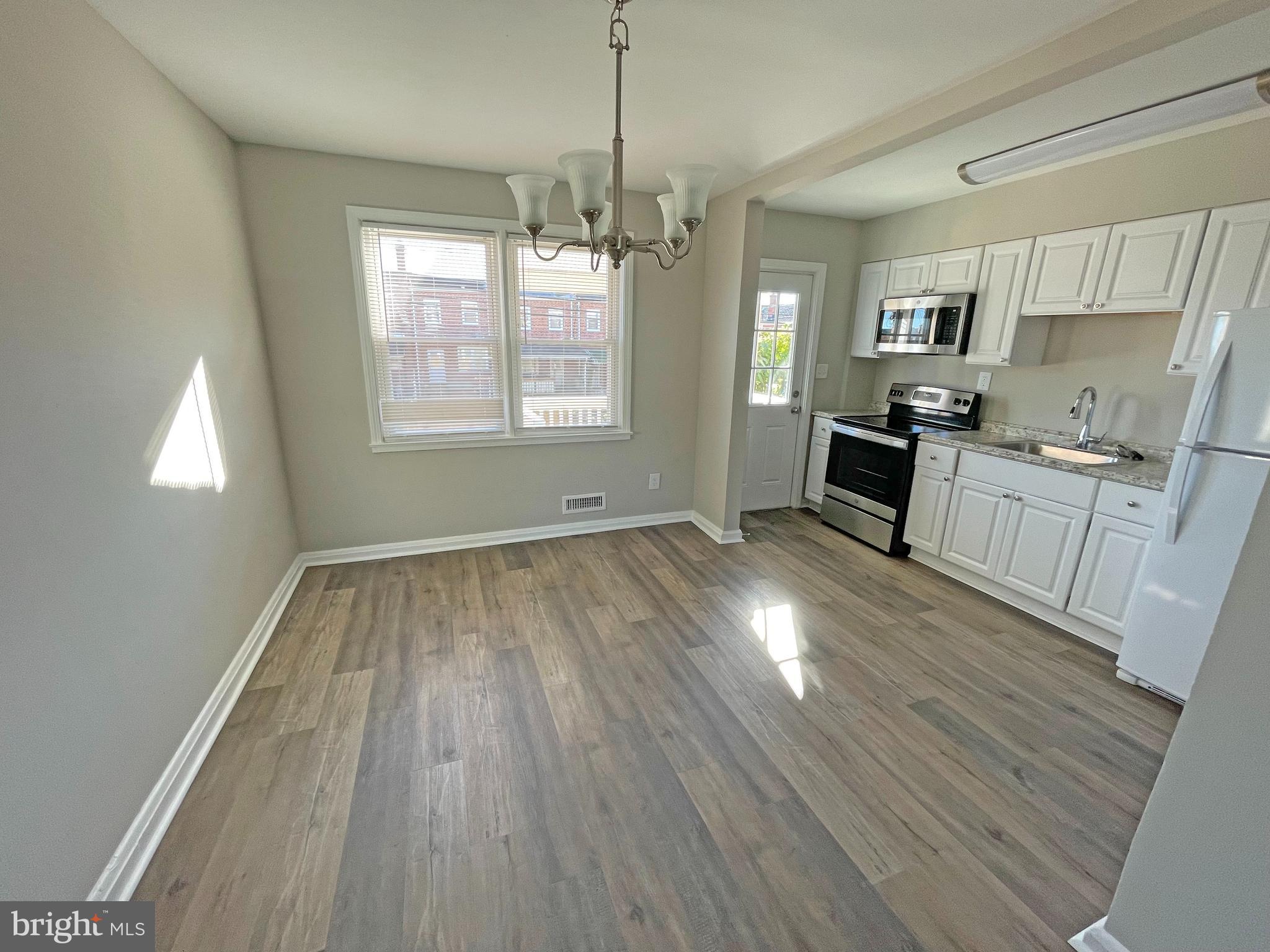 MERRITT HOMES - Residential