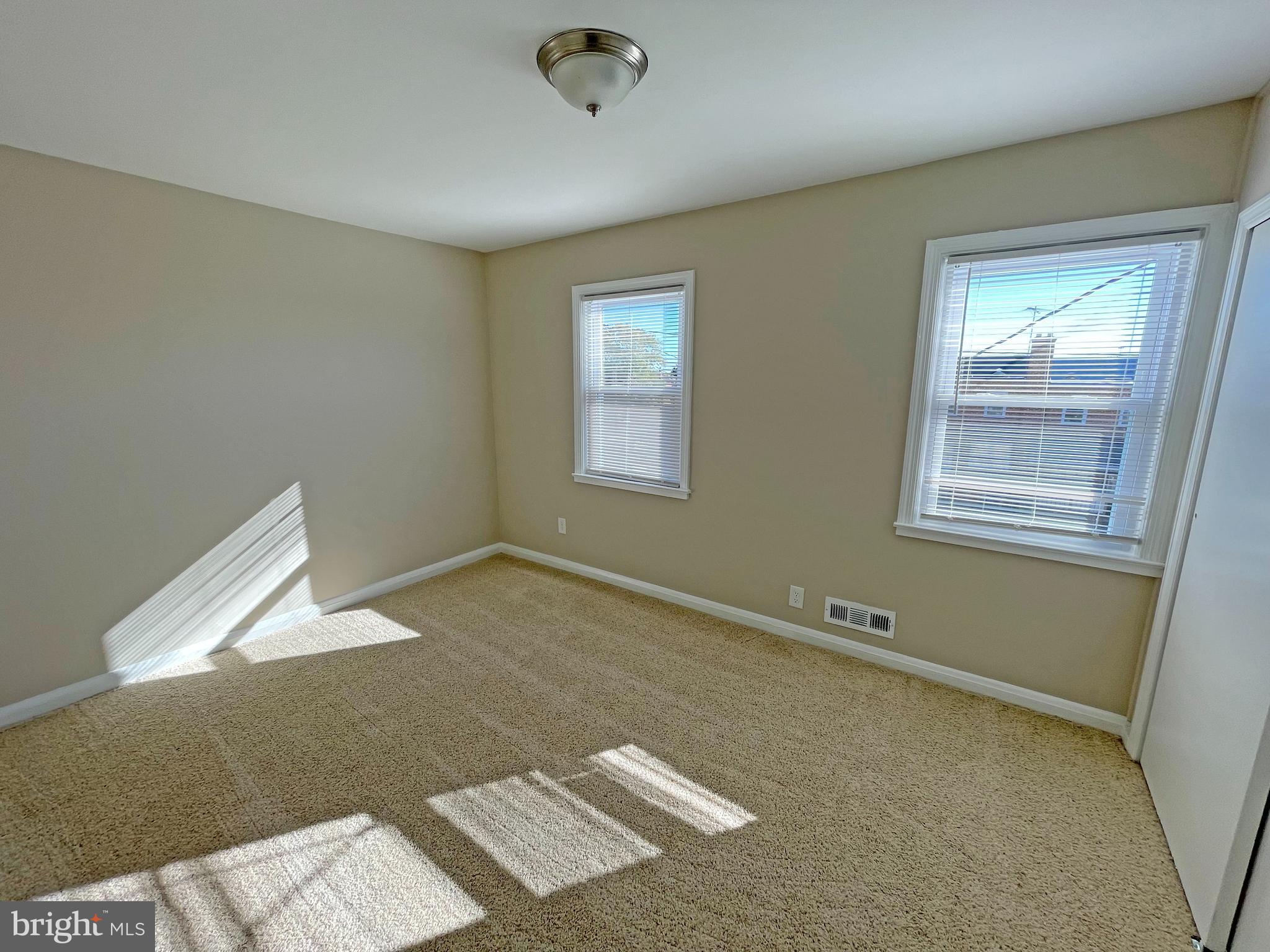 MERRITT HOMES - Residential