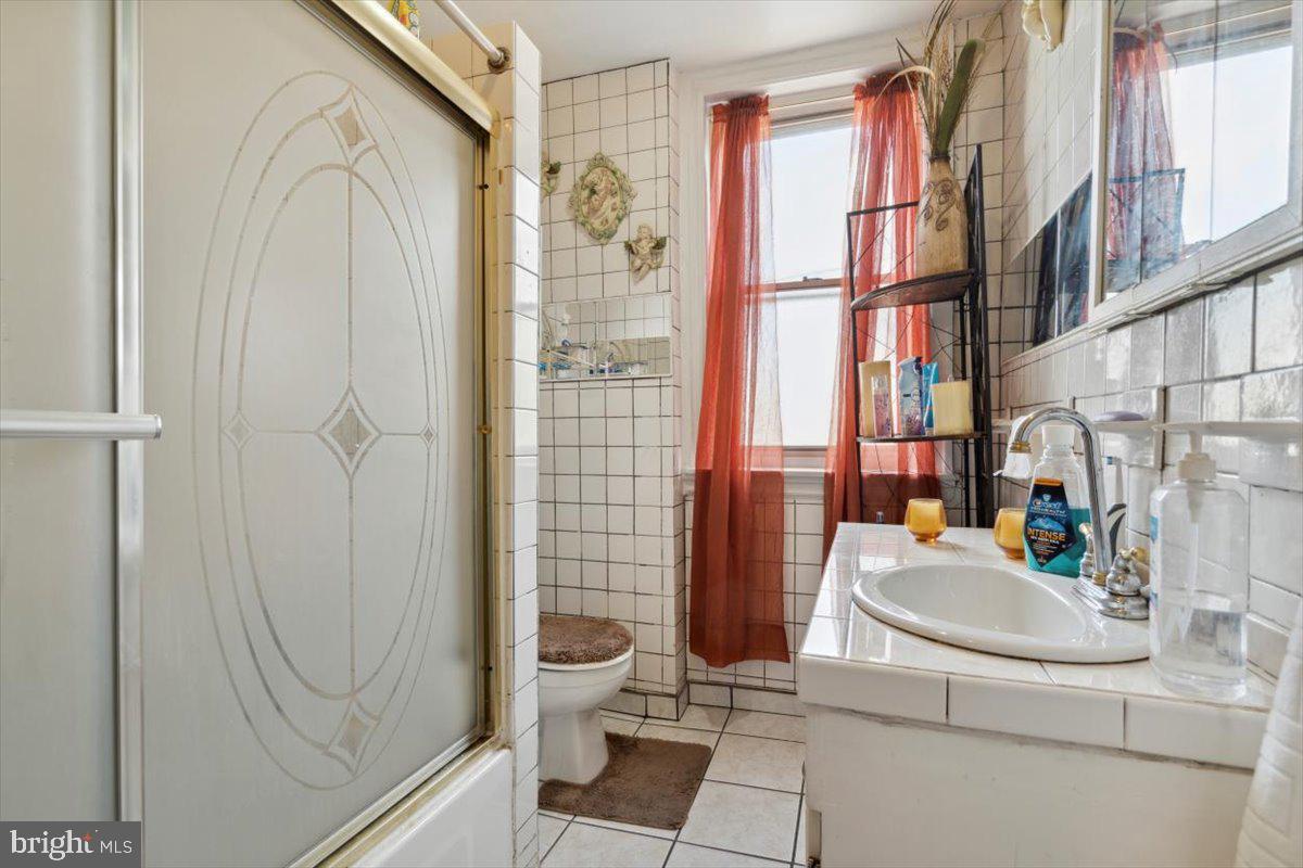 HARROWGATE - Residential