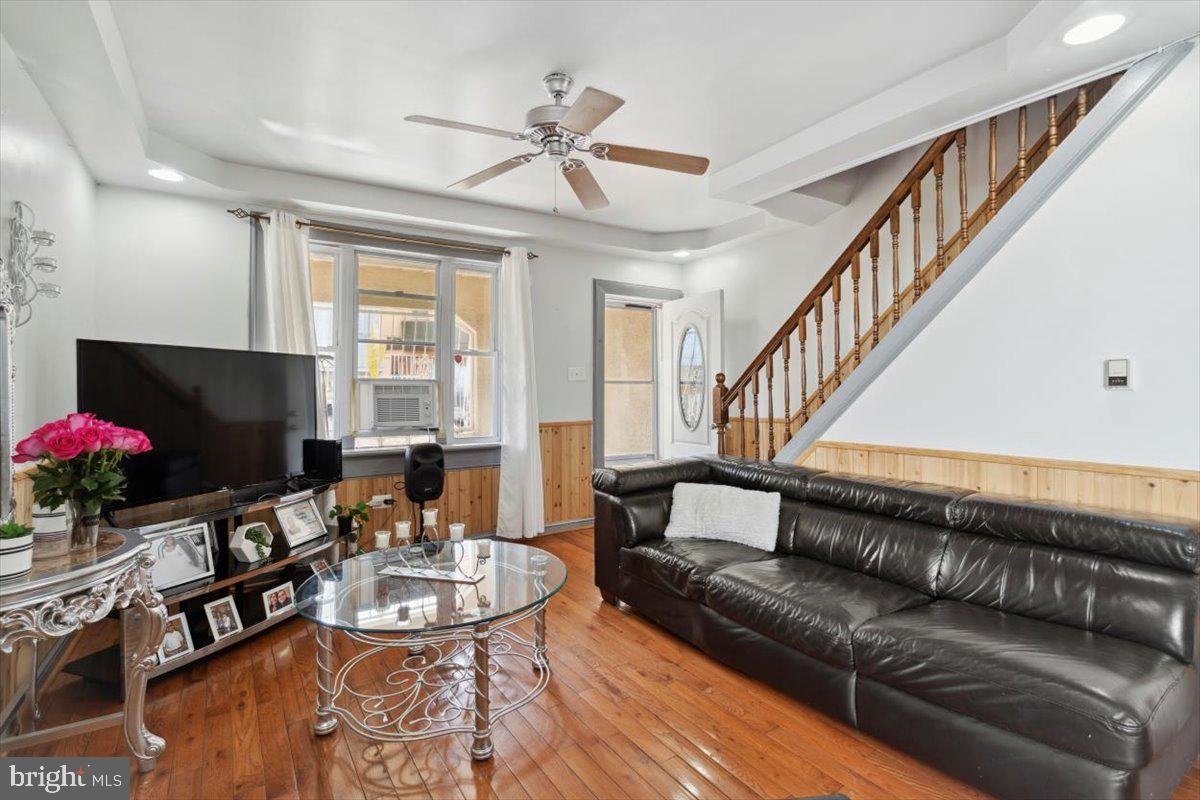 HARROWGATE - Residential