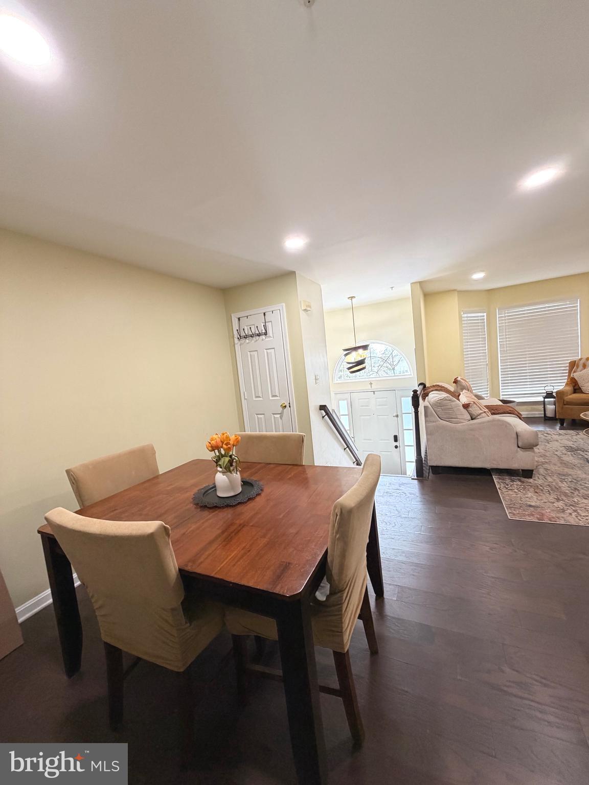 SOUTHWINDS - Residential