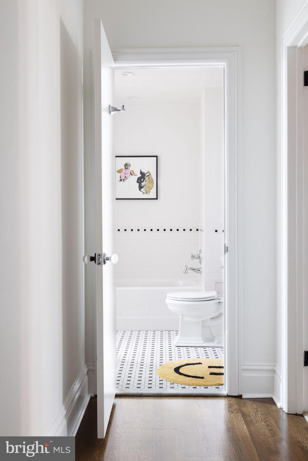 RITTENHOUSE SQUARE - Residential Lease