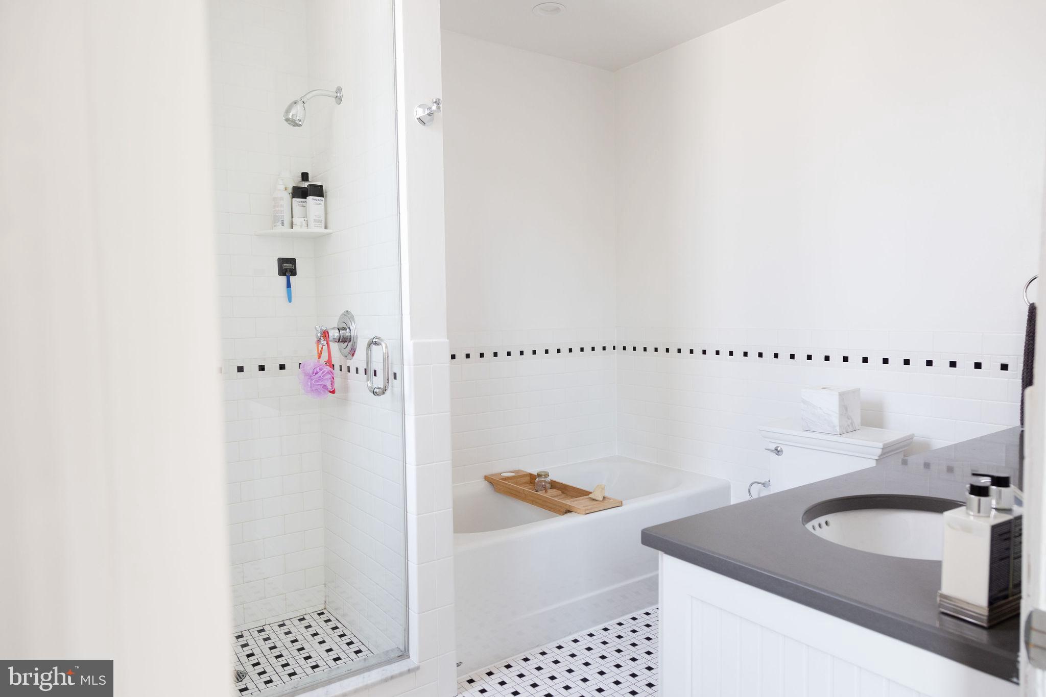 RITTENHOUSE SQUARE - Residential Lease