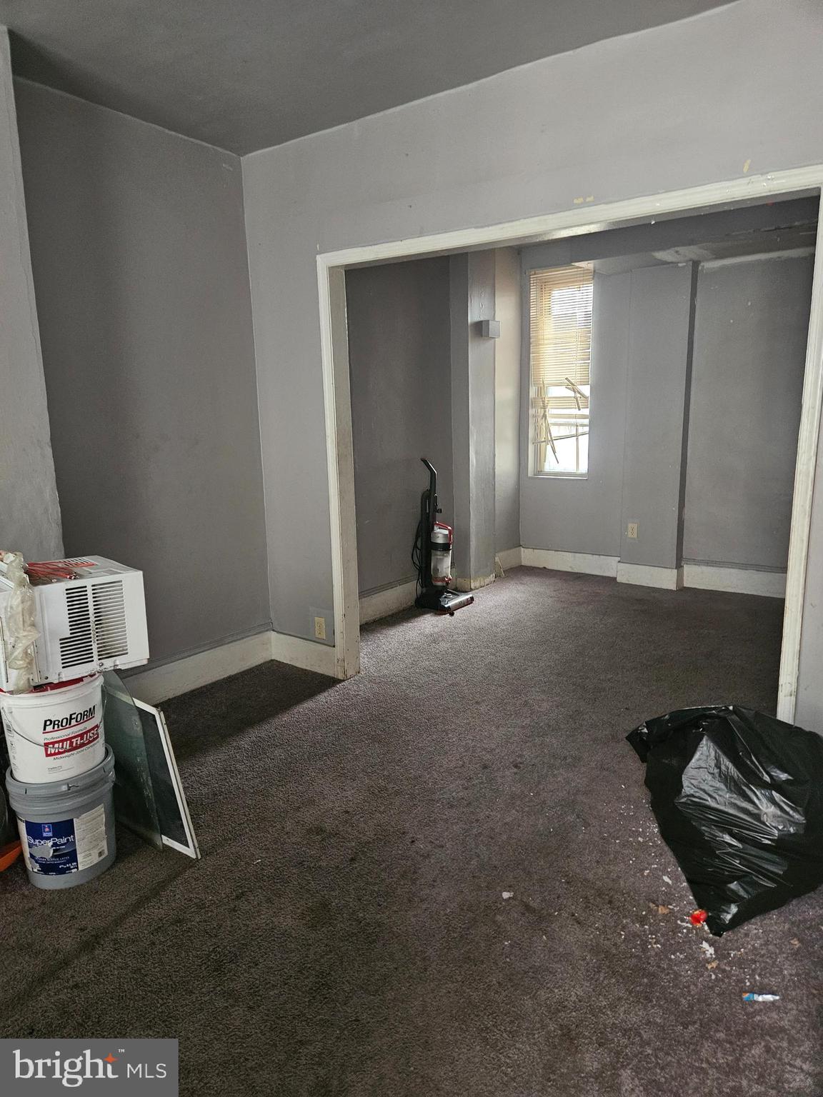 2615 N HOLLYWOOD STREET