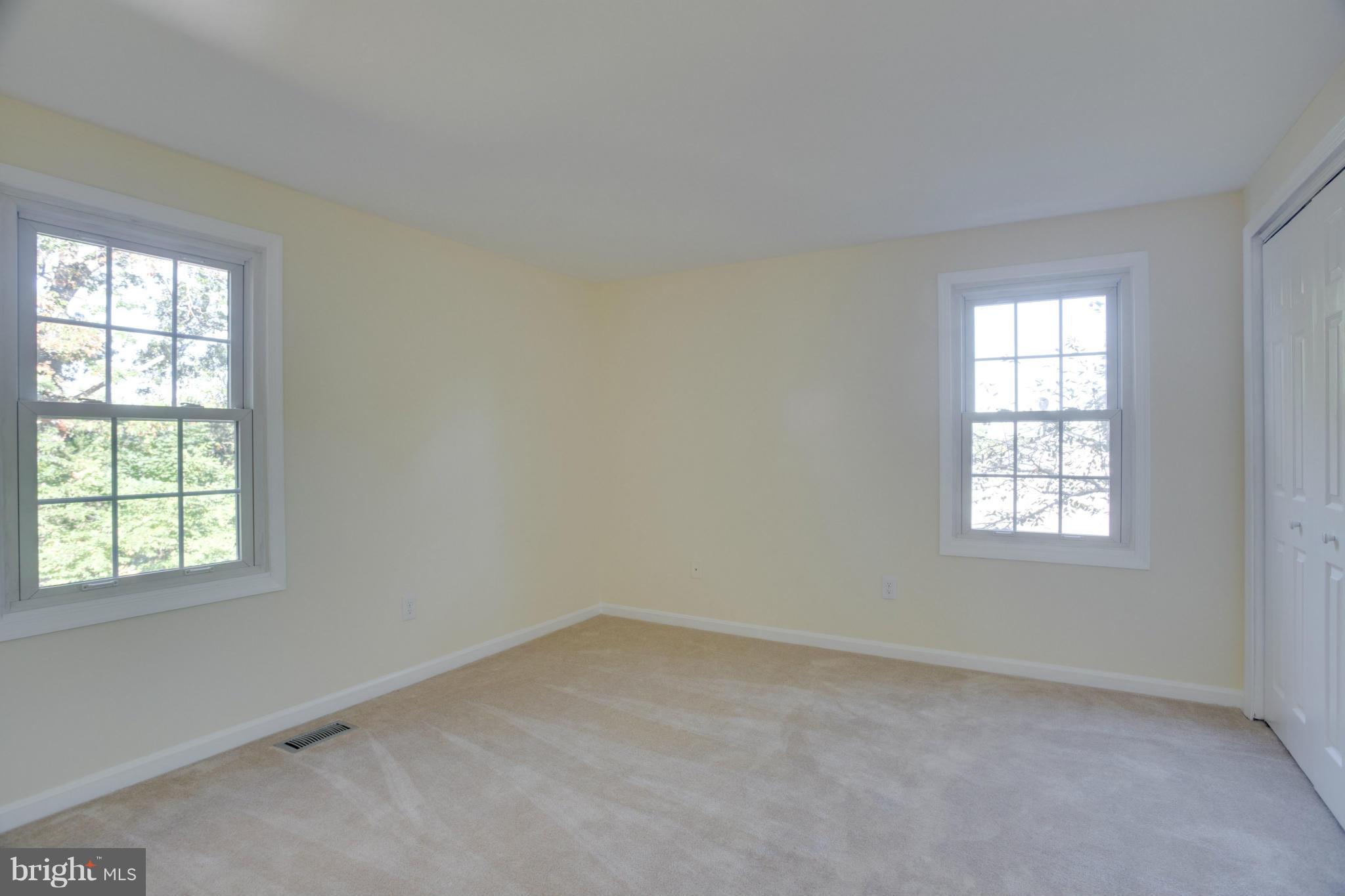 SPRING GROVE FARM - Residential