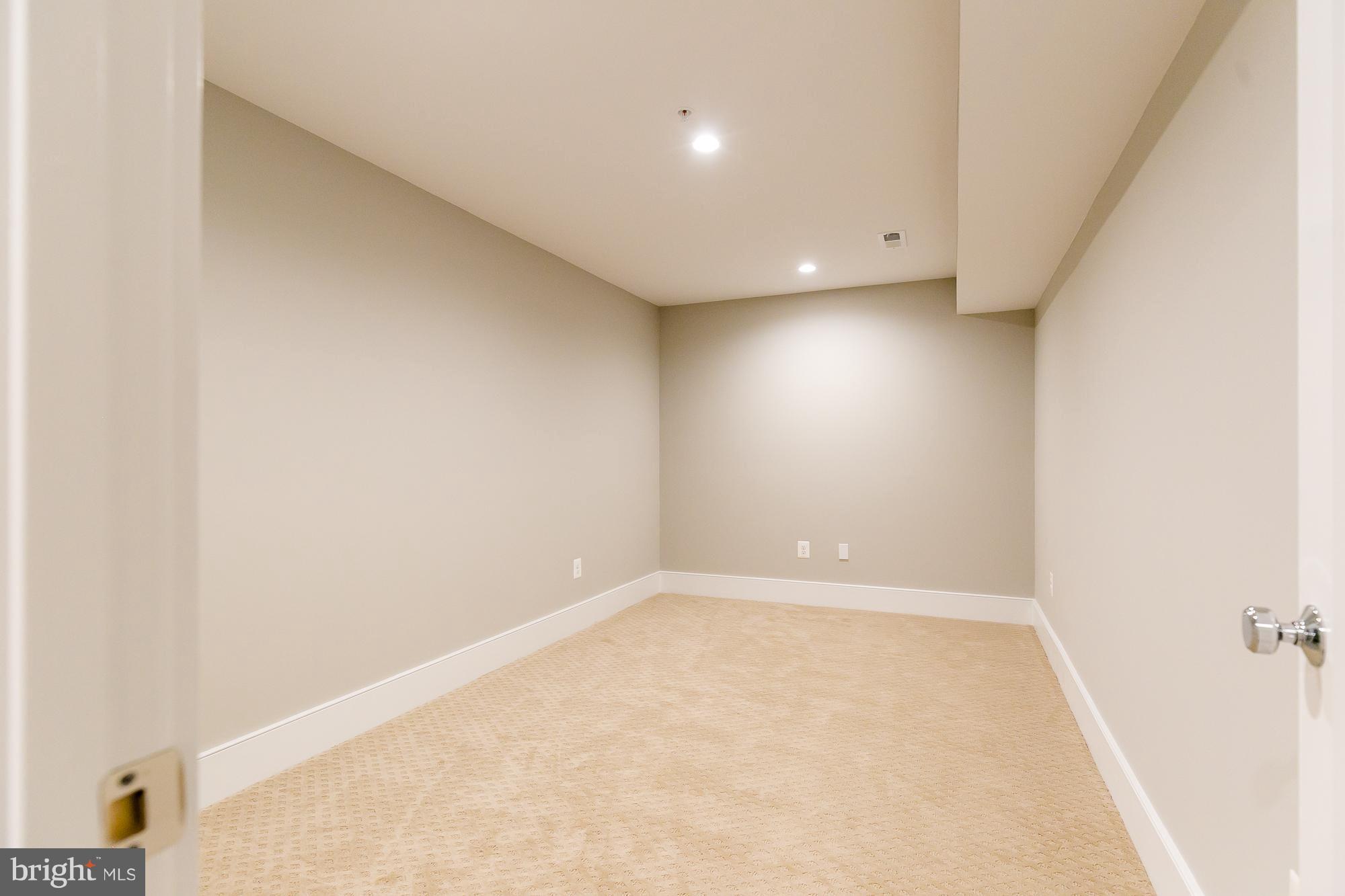 PARKWOOD - Residential