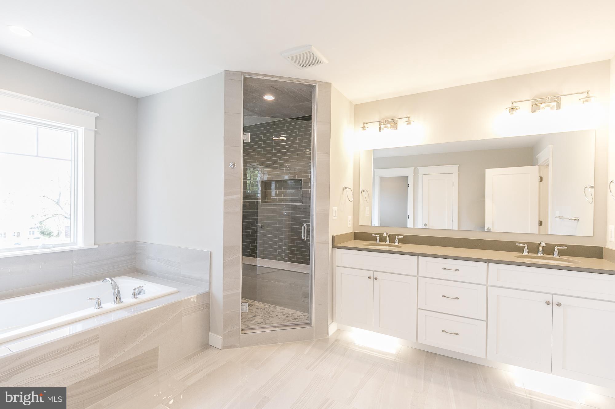 PARKWOOD - Residential