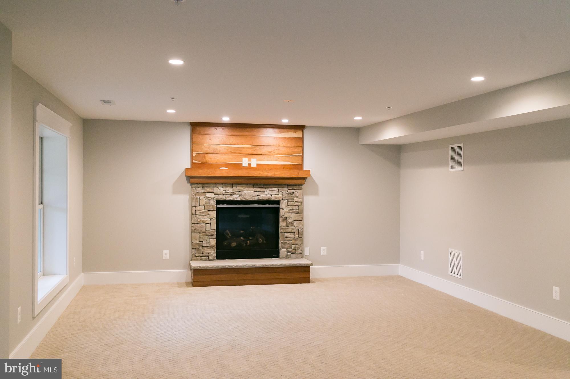 PARKWOOD - Residential