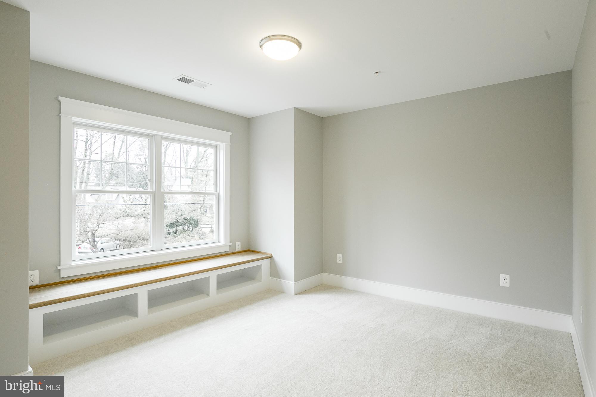 PARKWOOD - Residential