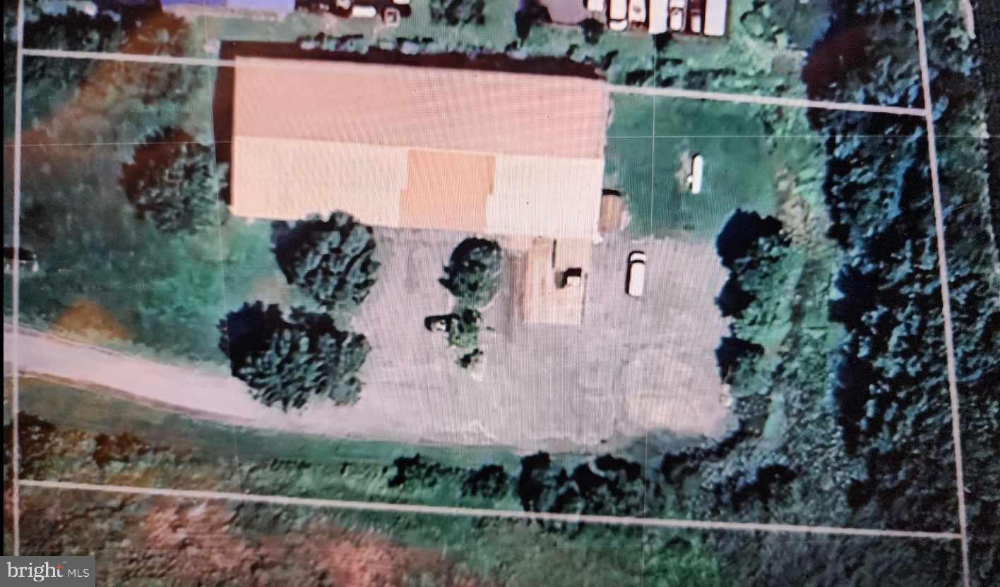 300 CENTREVILLE ROAD
